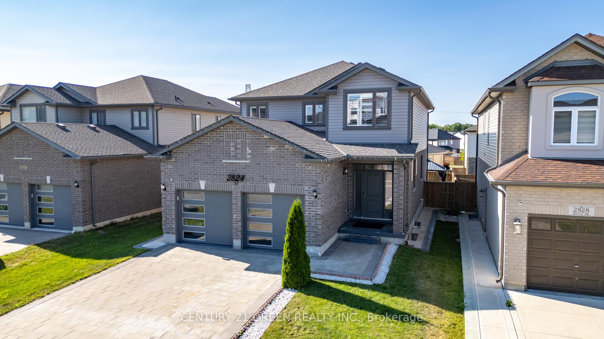 Photo 2 of 2824 Doyle Drive, London, South U — HOMEH