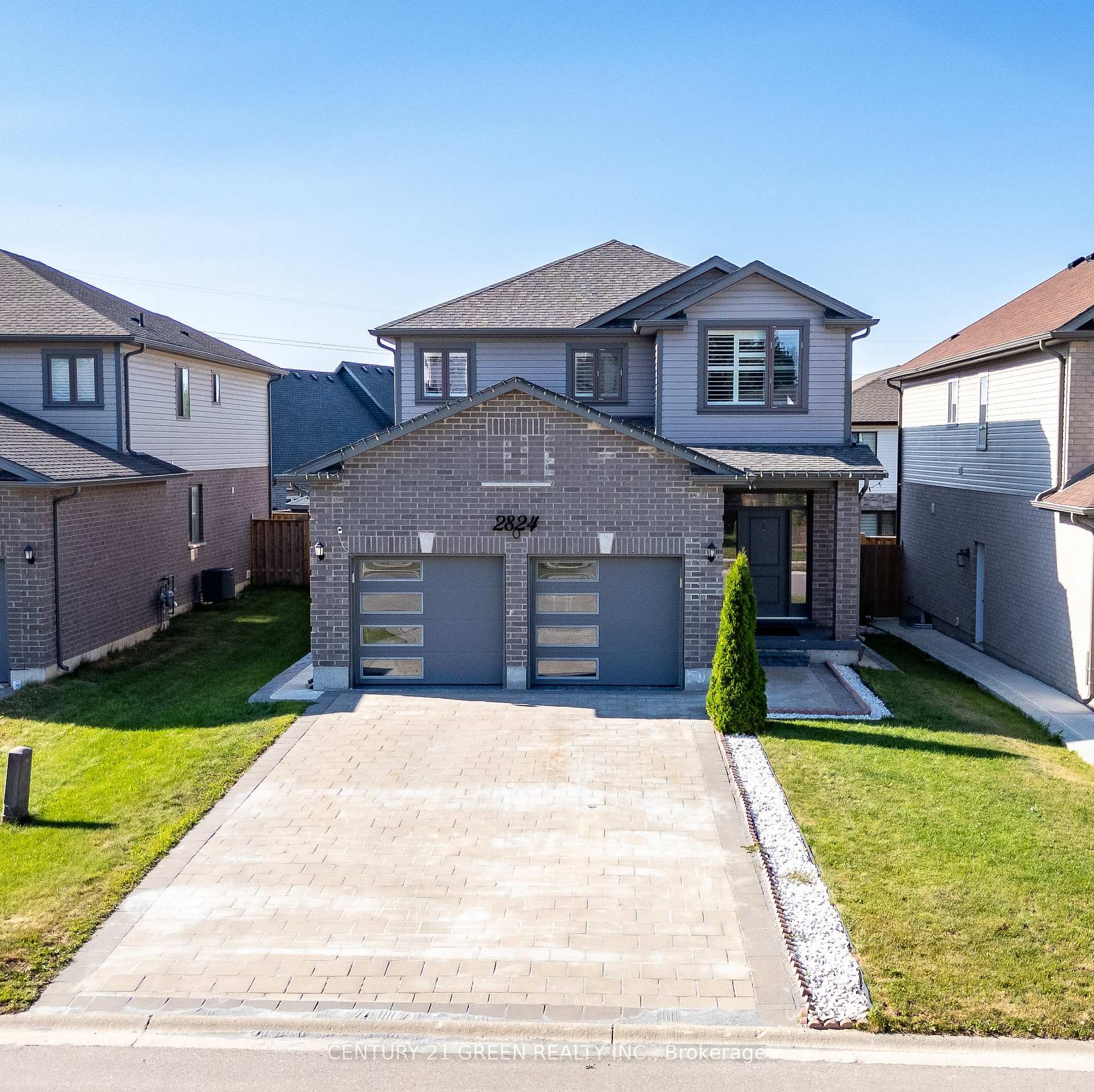 Photo 3 of 2824 Doyle Drive, London, South U — HOMEH