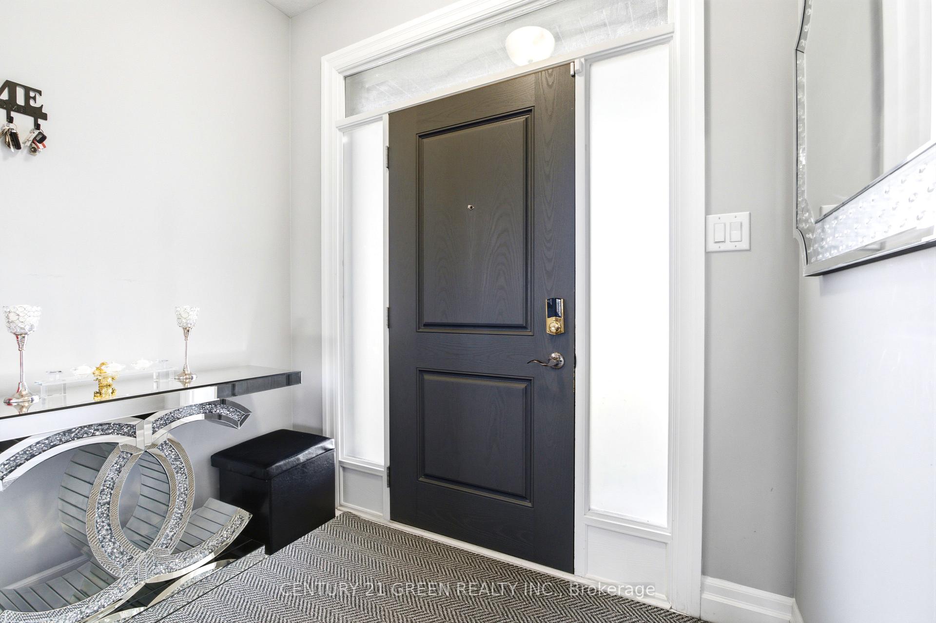 Photo 8 of 2824 Doyle Drive, London, South U — HOMEH