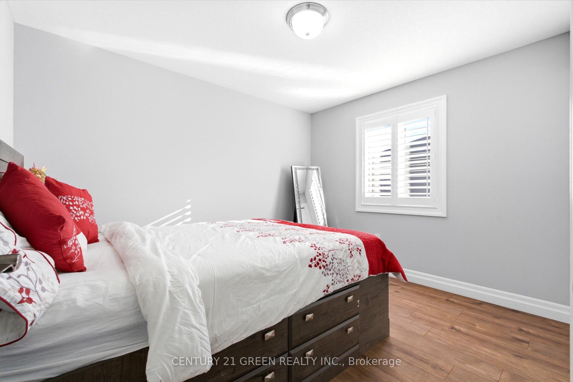 Photo 32 of 2824 Doyle Drive, London, South U — HOMEH