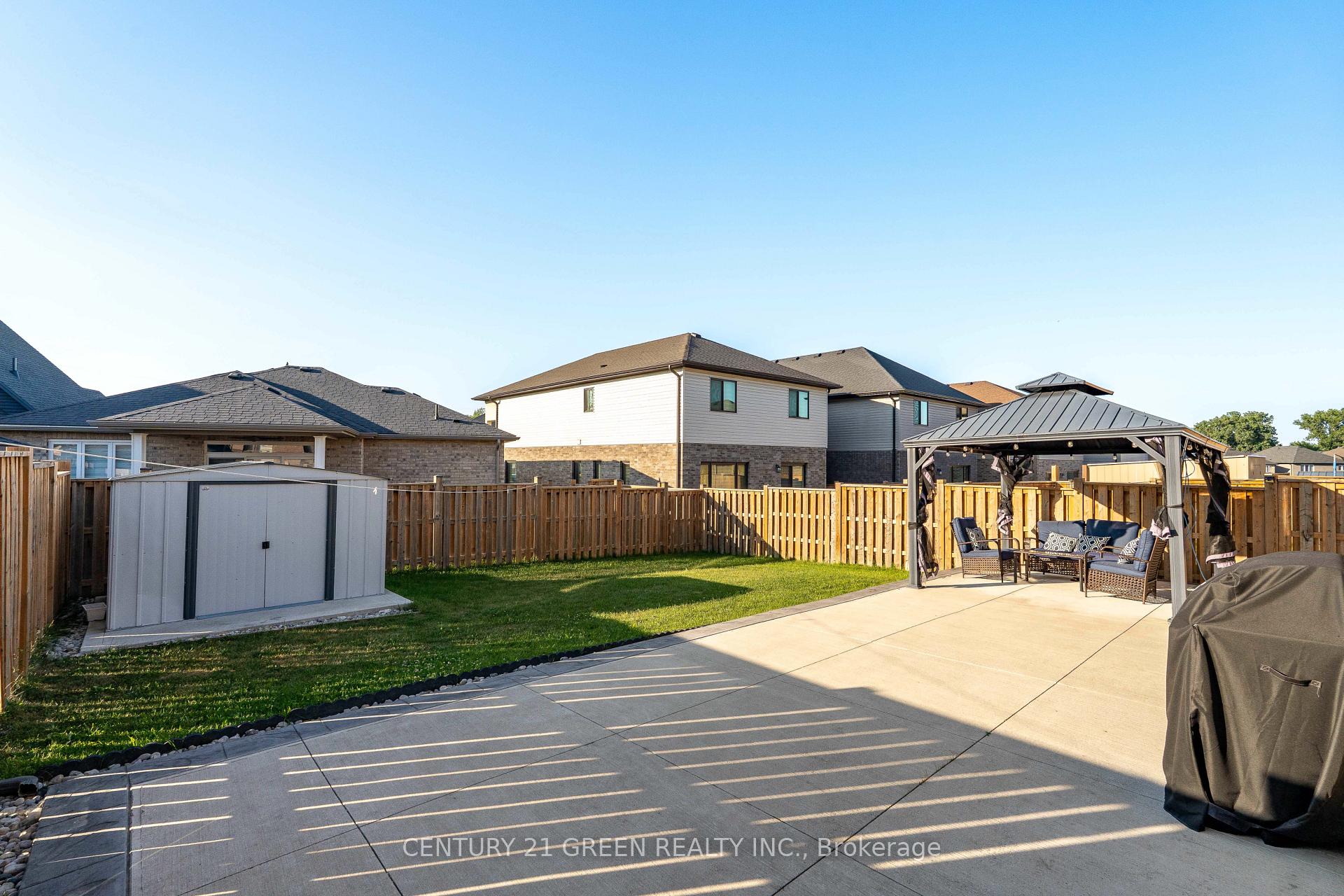 Photo 35 of 2824 Doyle Drive, London, South U — HOMEH