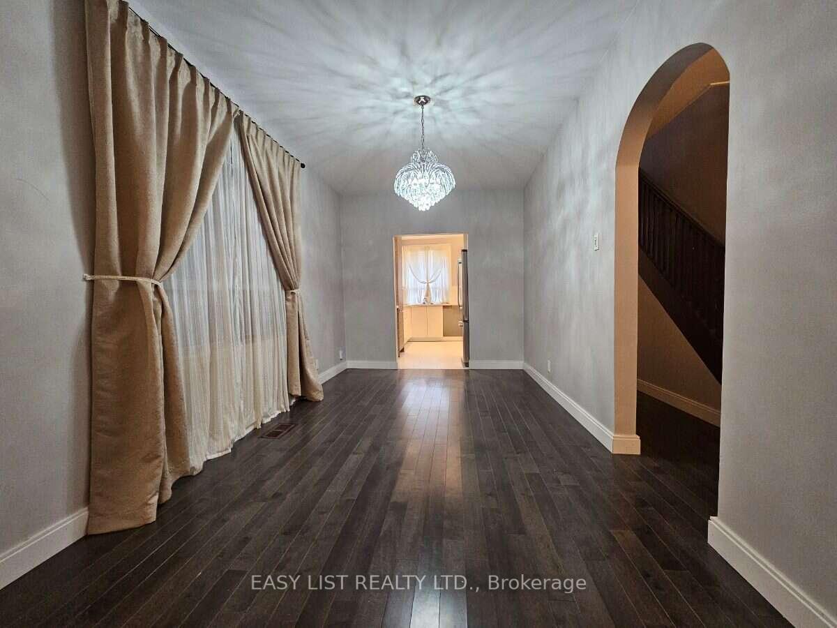 Photo 16 of 449 Pacific Avenue, Toronto, Junction Area — HOMEH