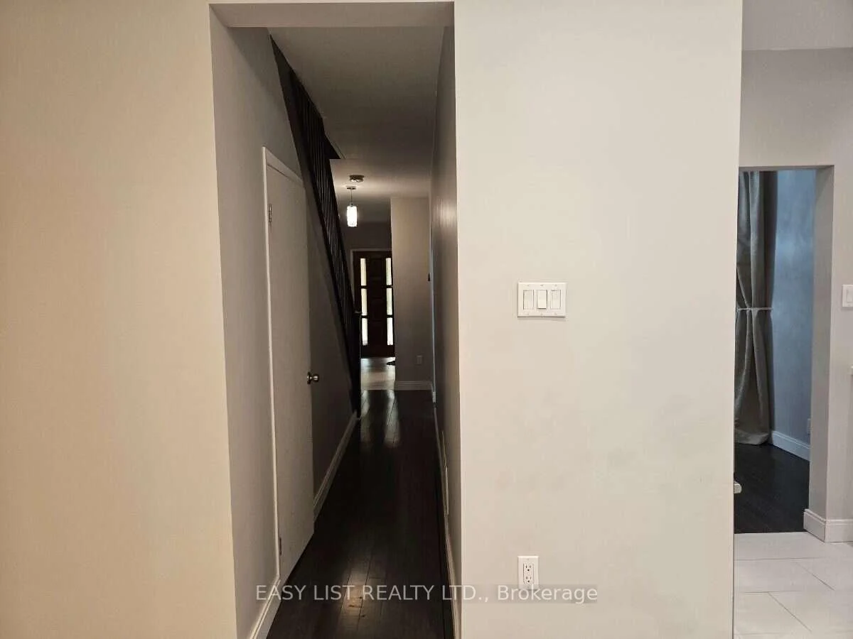 Photo 35 of 449 Pacific Avenue, Toronto, Junction Area — HOMEH