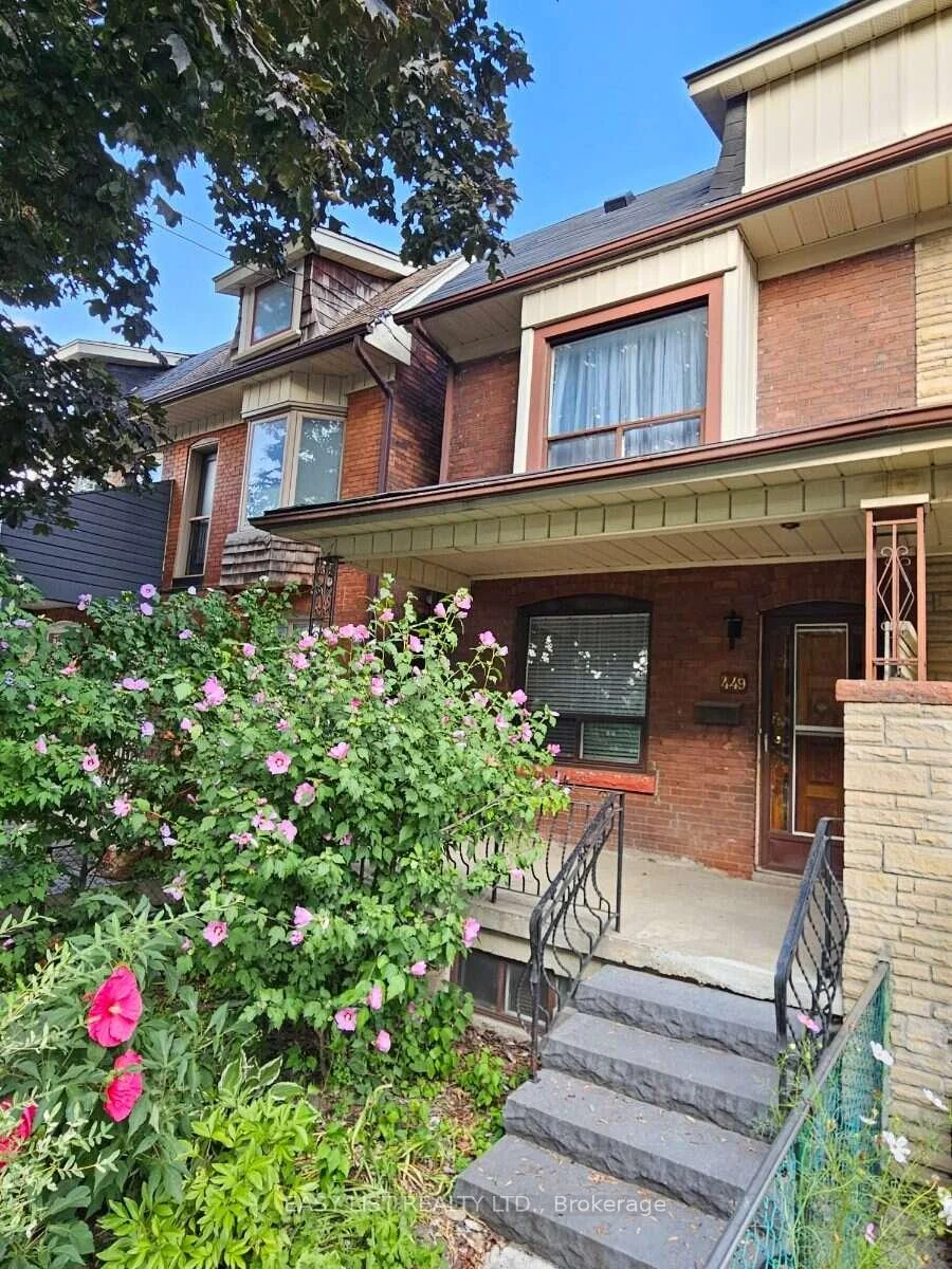Photo 9 of 449 Pacific Avenue, Toronto, Junction Area — HOMEH