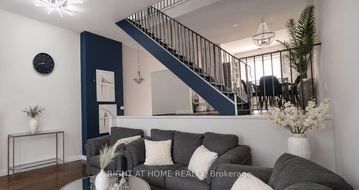 Photo 2 of Unit 32, 589 Beechwood Drive N, Waterloo, Westvale — HOMEH