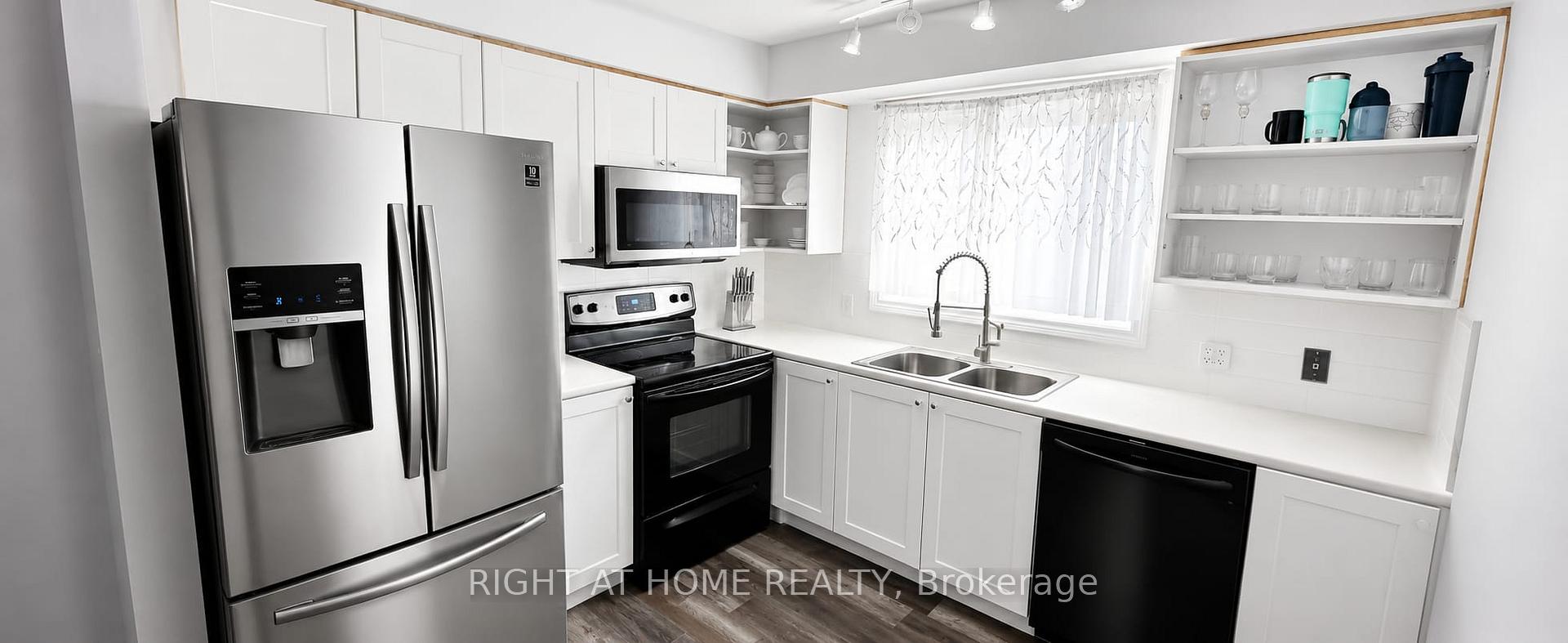 Photo 5 of Unit 32, 589 Beechwood Drive N, Waterloo, Westvale — HOMEH