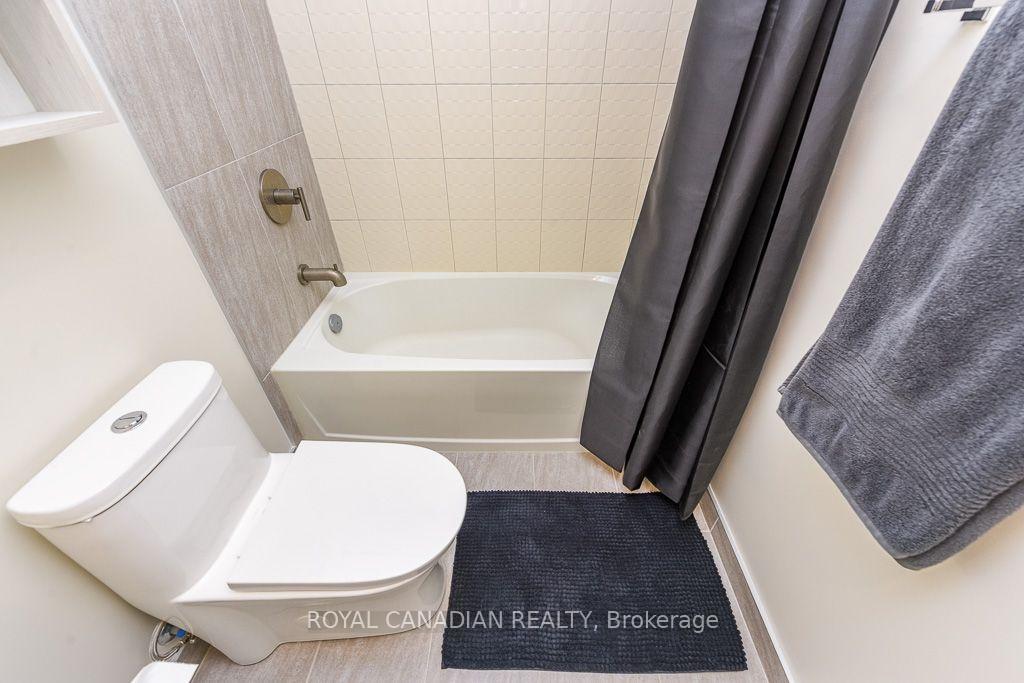 Photo 27 of Unit 206, 8010 Derry Road, Milton, Coates — HOMEH