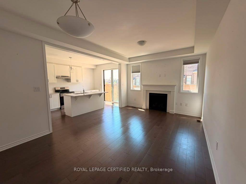 Photo 4 of 1514 Moira Crescent, Milton, Bowes — HOMEH