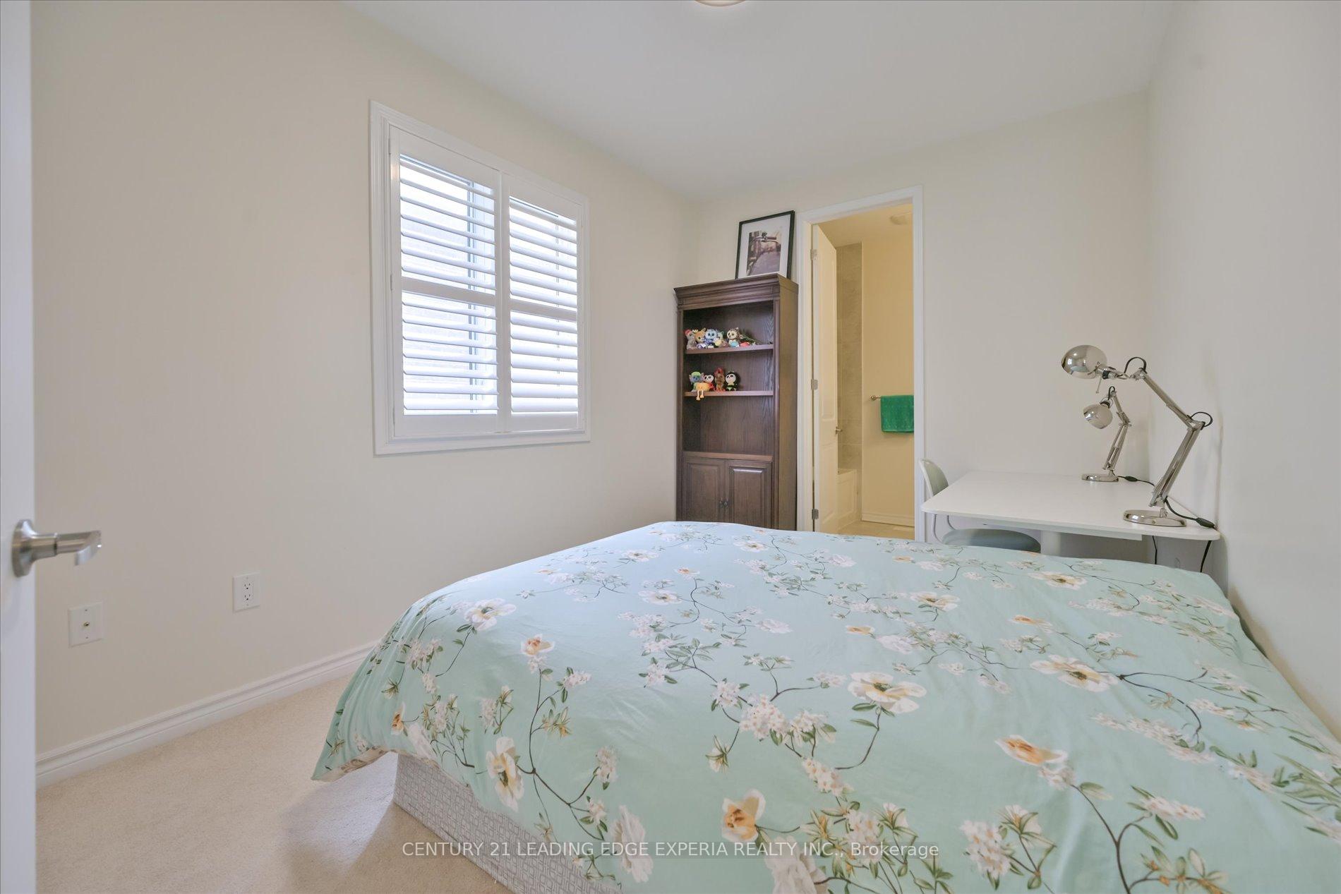 Photo 24 of 209 Baber Crescent, Aurora, Rural Aurora — HOMEH