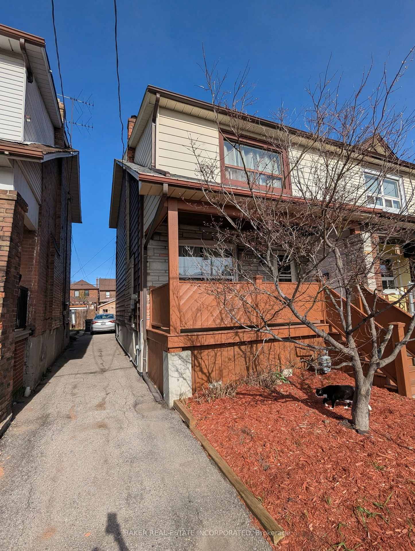 Photo 4 of 1867 Dufferin Street, Toronto, Oakwood Village — HOMEH