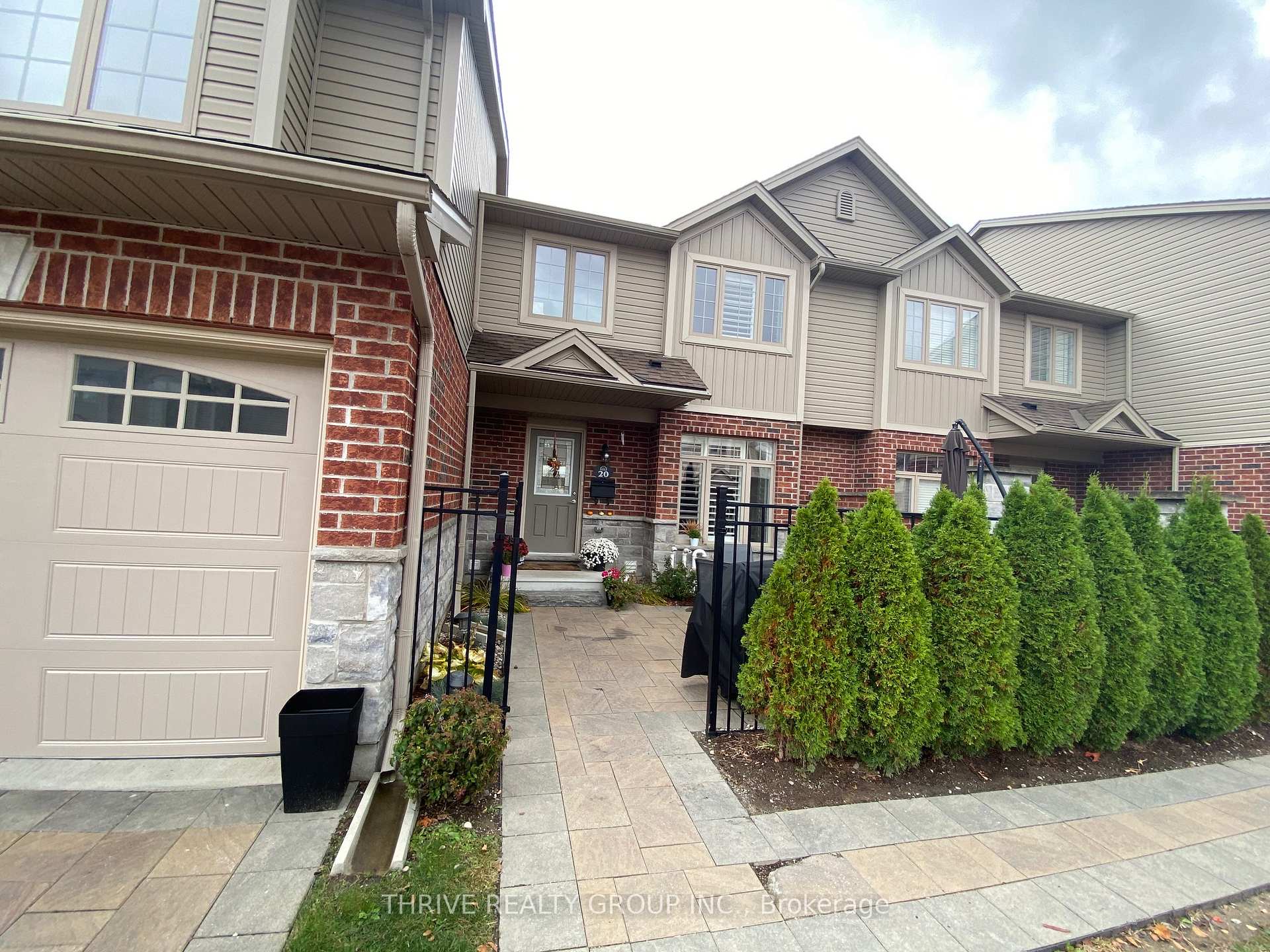 Front of Unit 20, 3399 Castle Rock Place