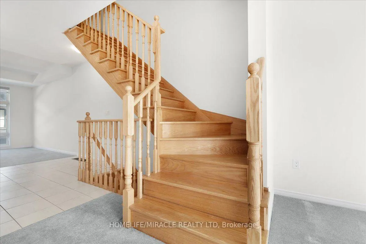 Photo 14 of 1392 Coral Springs Path, Oshawa, Taunton — HOMEH