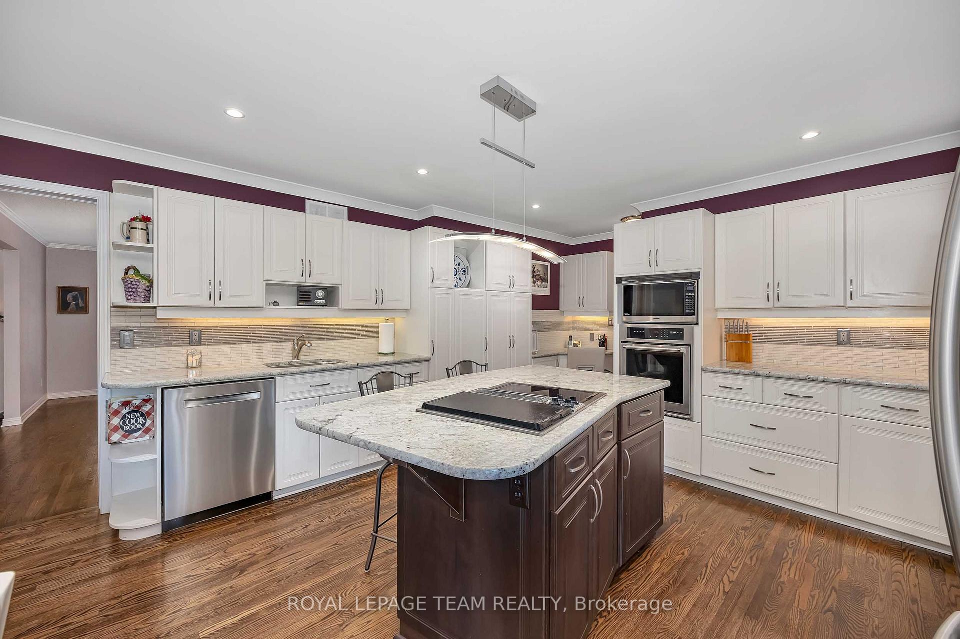 Photo 21 of 47 Stapledon Crescent, Ottawa, Sheahan Estates/Trend Village — HOMEH