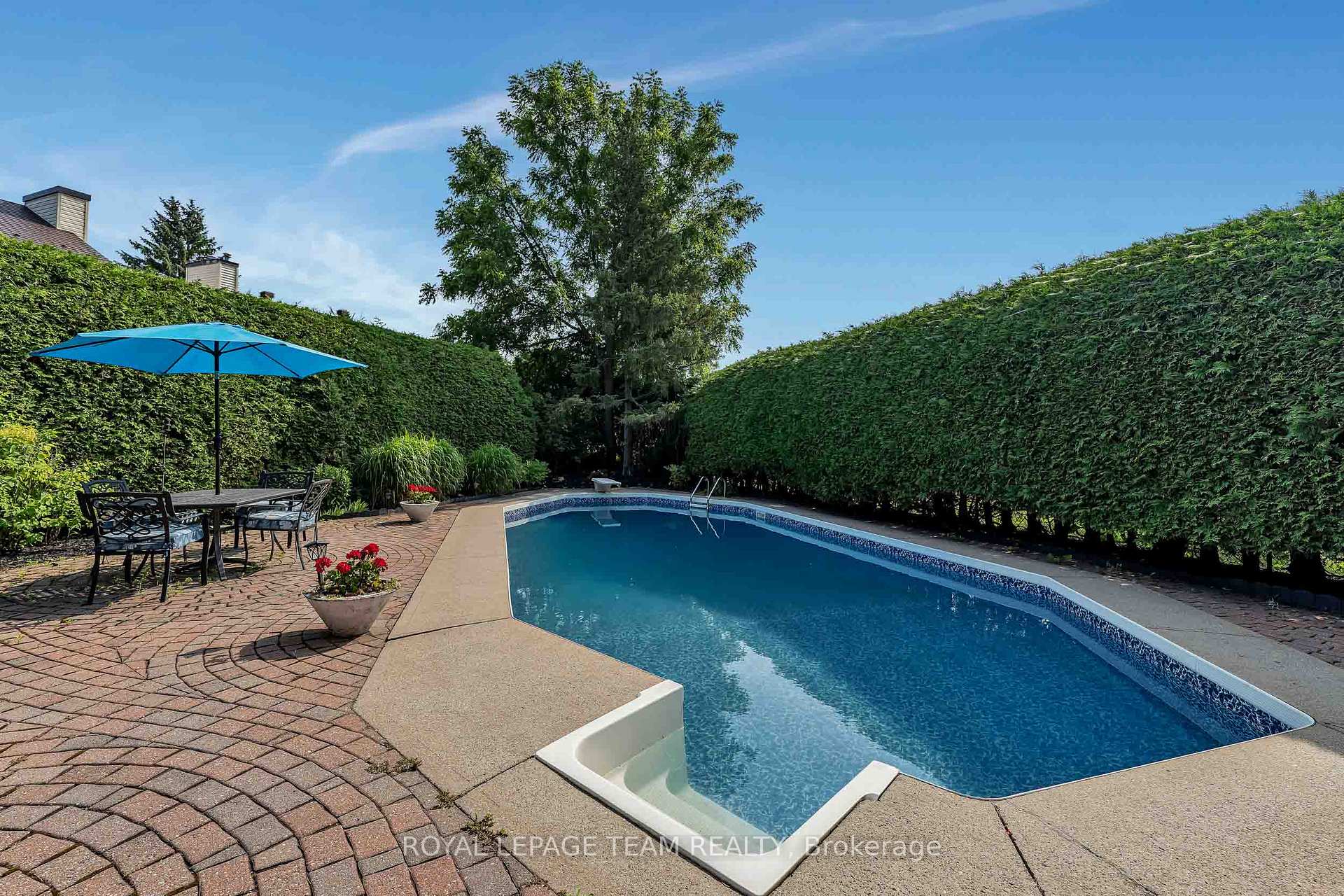 Photo 46 of 47 Stapledon Crescent, Ottawa, Sheahan Estates/Trend Village — HOMEH