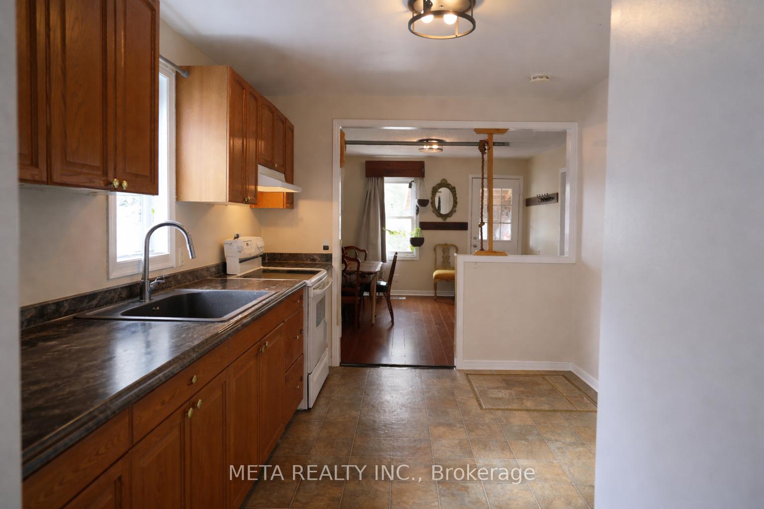 Photo 9 of 283 Park Road S, Oshawa, Vanier — HOMEH