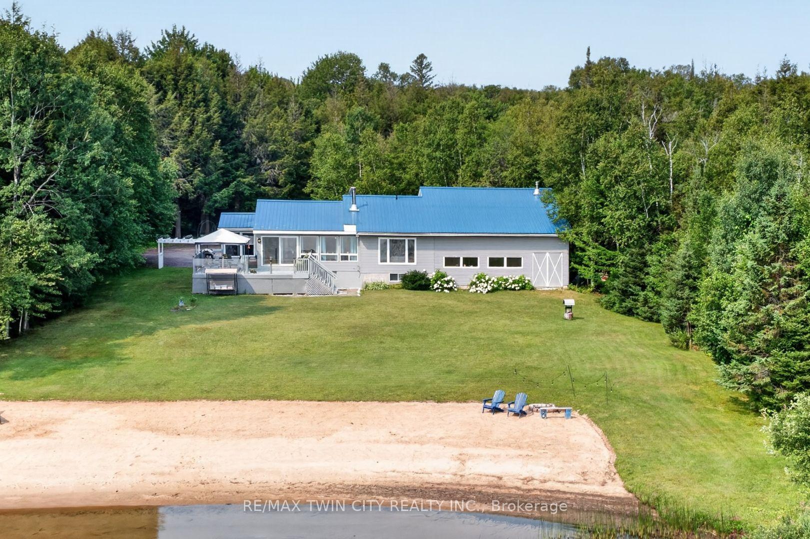 Photo 2 of 1331 High Rock Drive, Strong — HOMEH