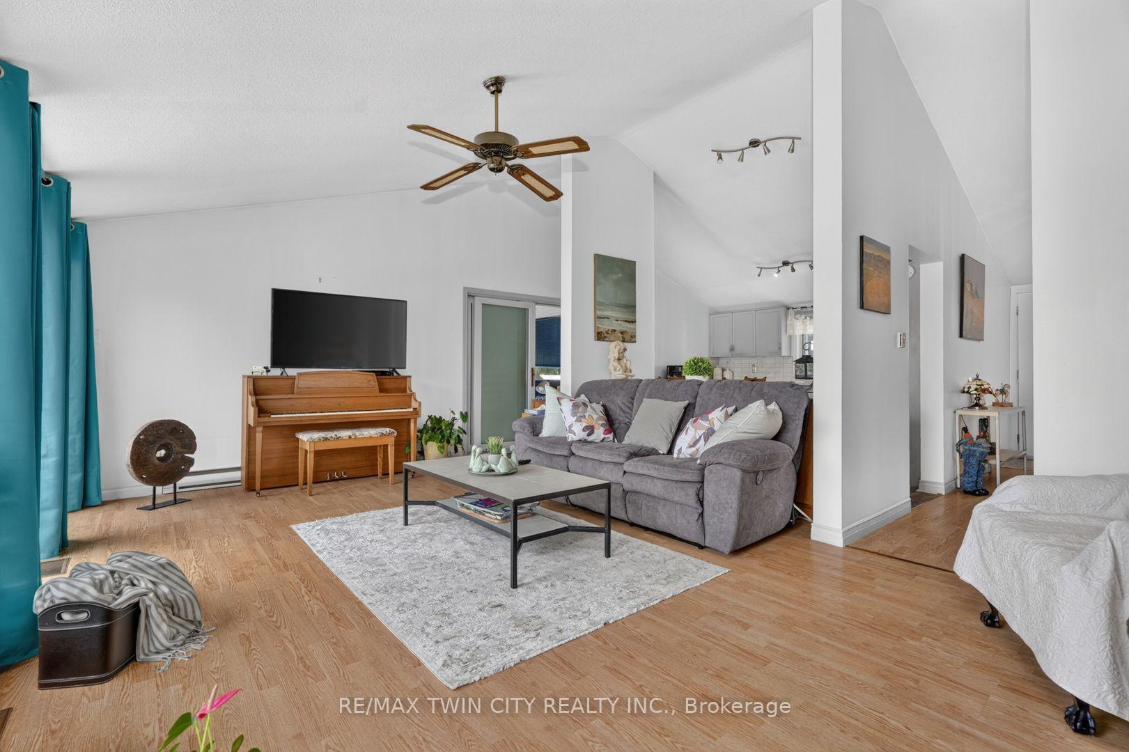 Photo 14 of 1331 High Rock Drive, Strong — HOMEH