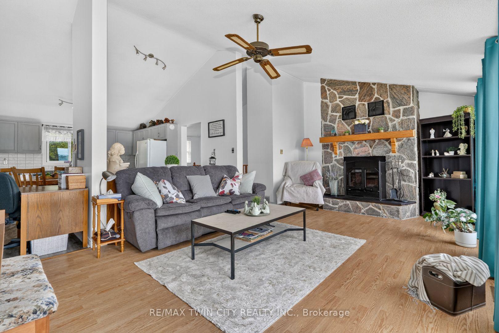 Photo 15 of 1331 High Rock Drive, Strong — HOMEH