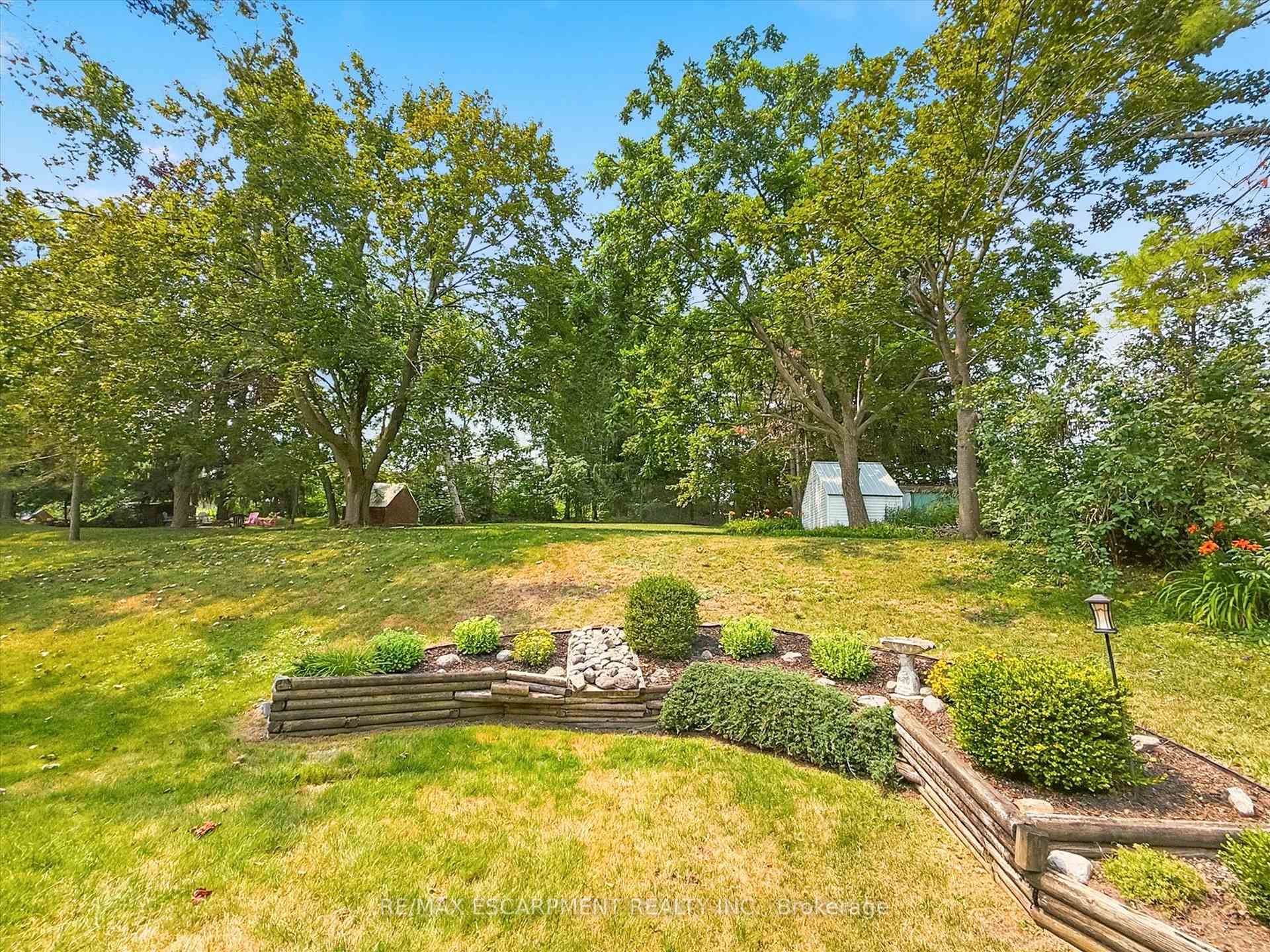 Photo 30 of 39 Orma Drive, Orillia — HOMEH