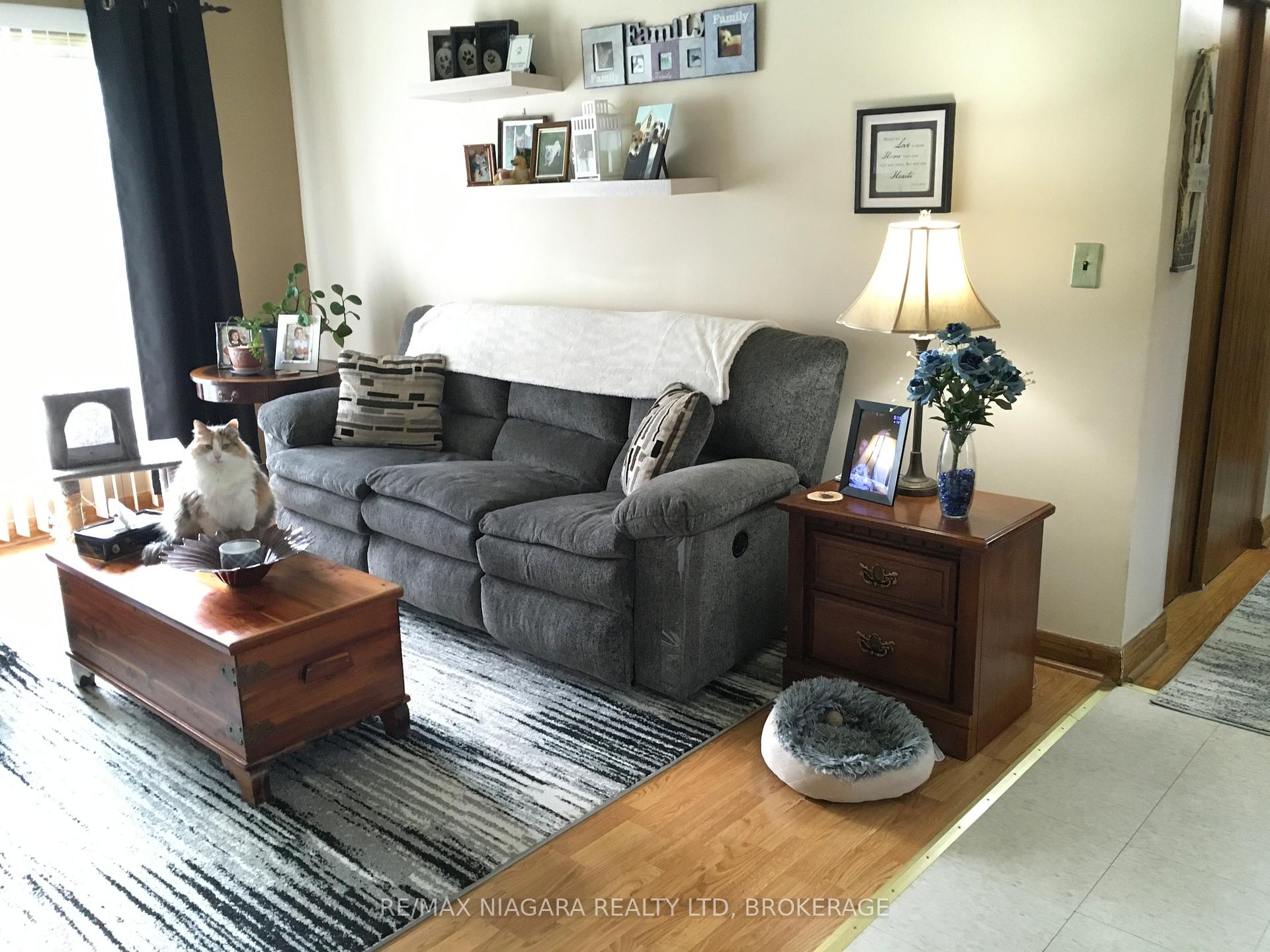 Photo 15 of 4577 Drummond Road, Niagara Falls, Morrison — HOMEH