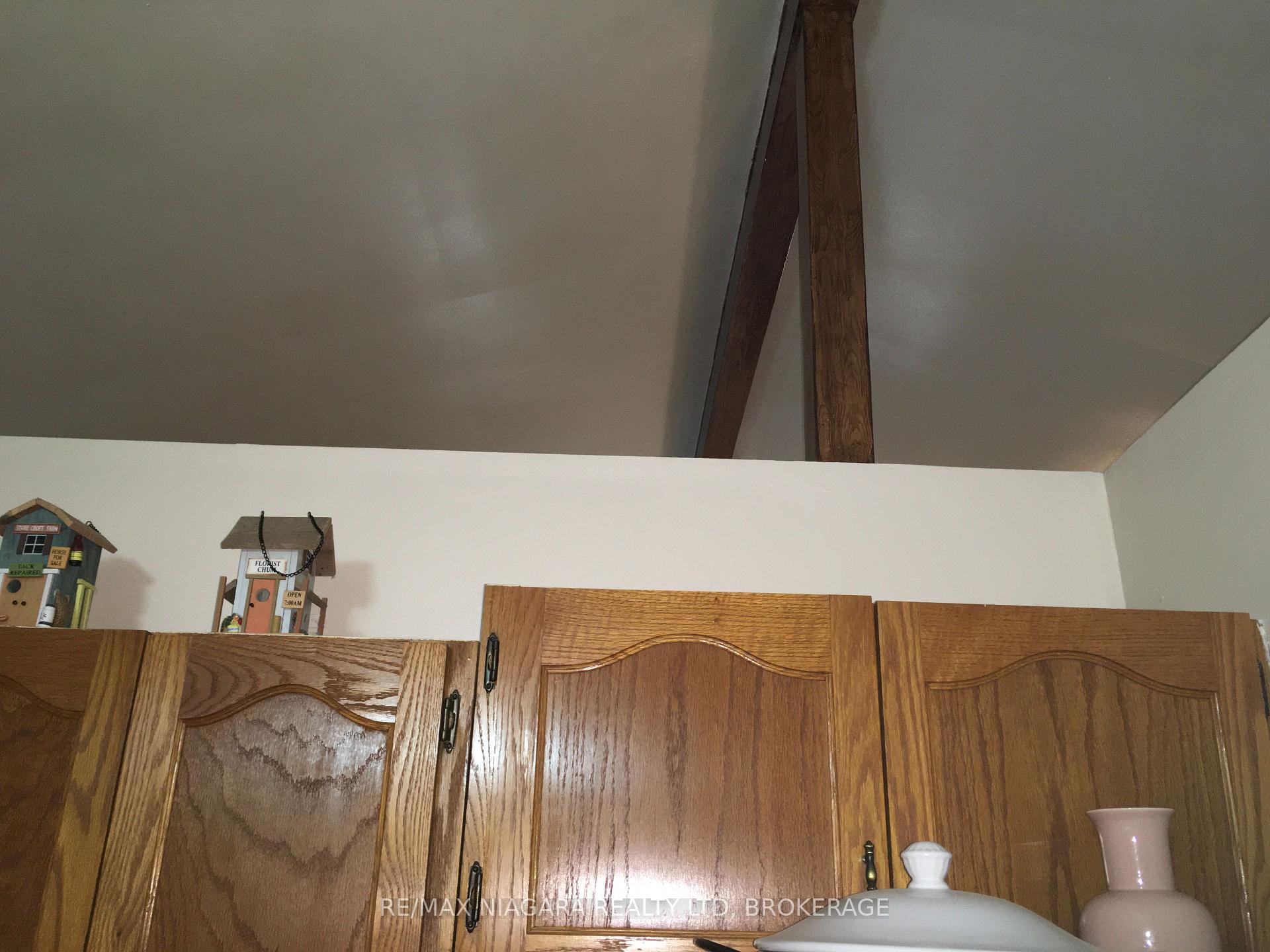 Photo 20 of 4577 Drummond Road, Niagara Falls, Morrison — HOMEH