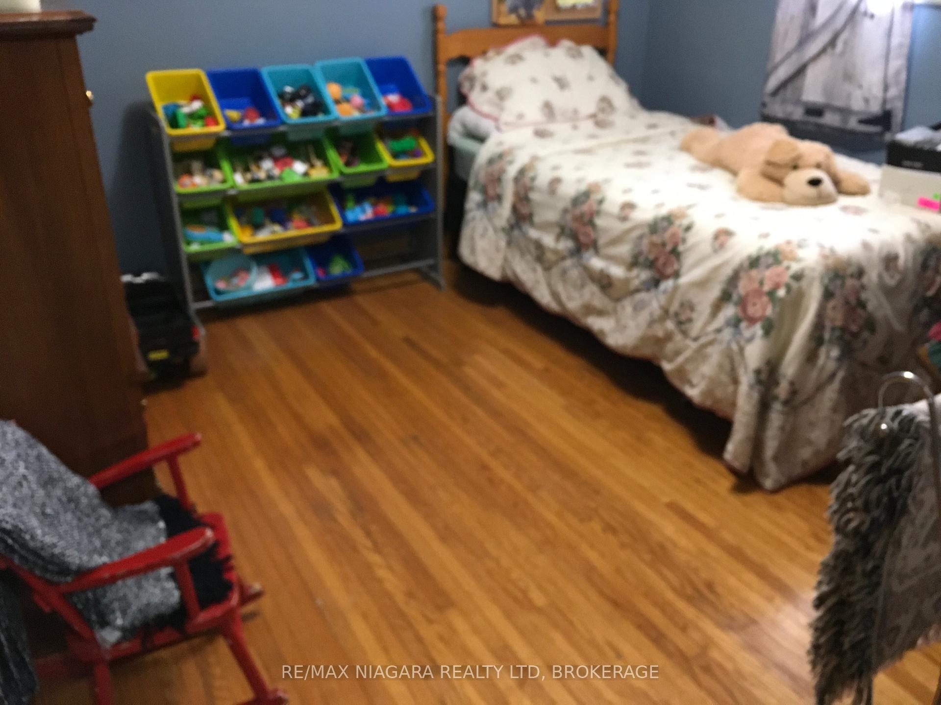Photo 25 of 4577 Drummond Road, Niagara Falls, Morrison — HOMEH