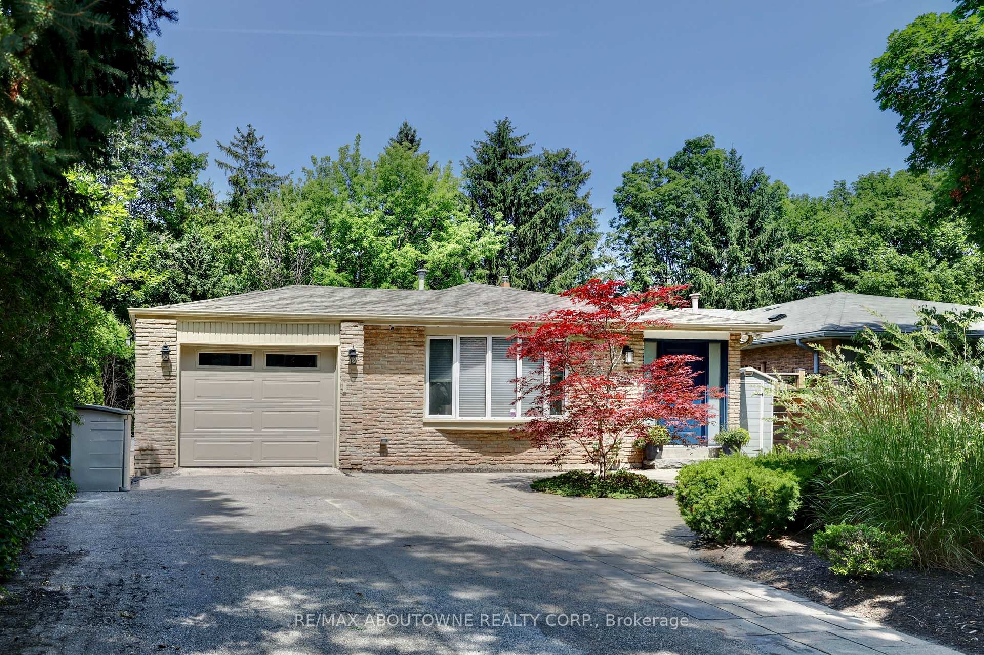Photo 1 of 497 Anthony Drive, Oakville, Old Oakville — HOMEH