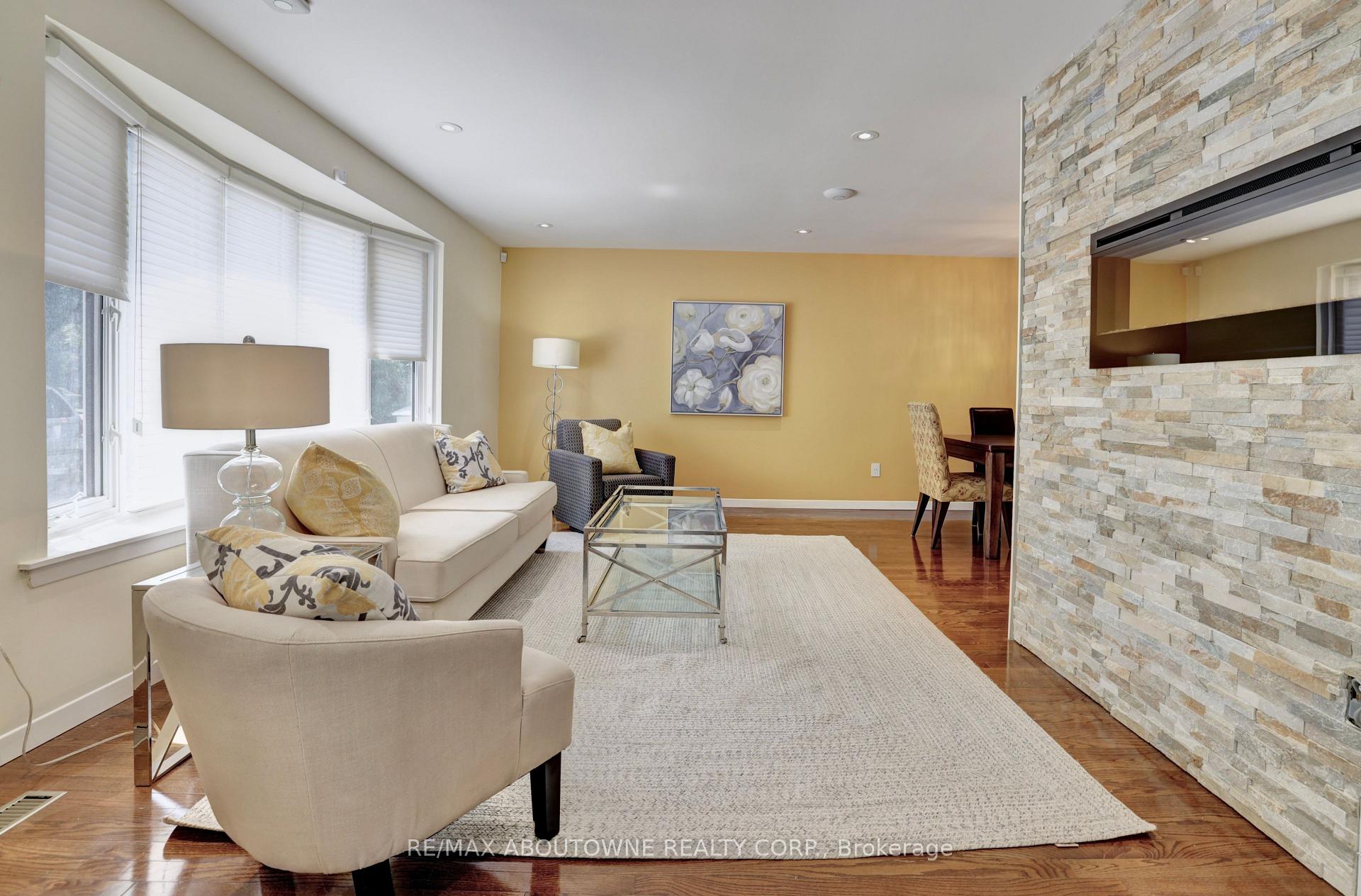Photo 7 of 497 Anthony Drive, Oakville, Old Oakville — HOMEH