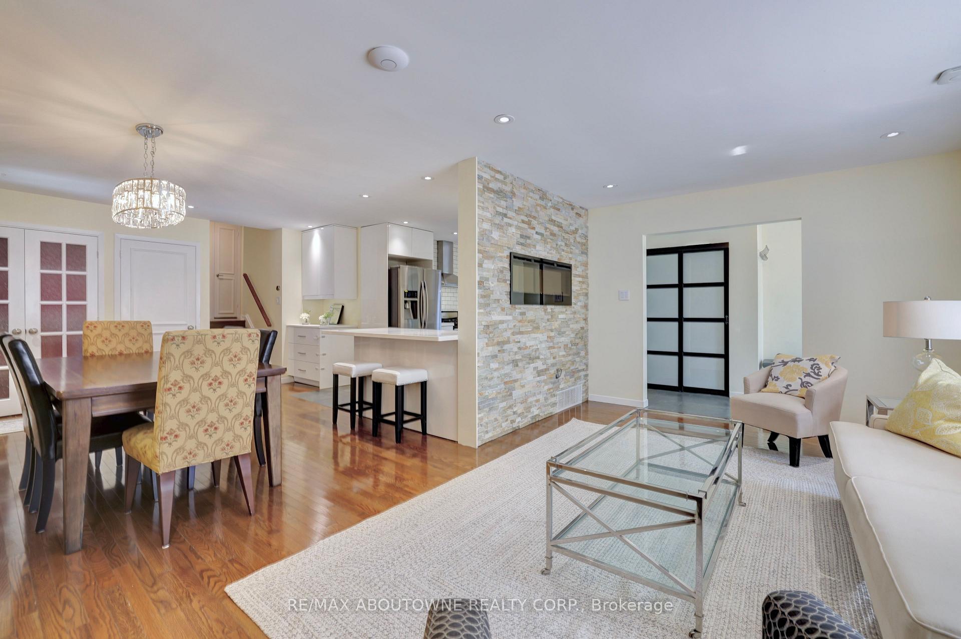 Photo 9 of 497 Anthony Drive, Oakville, Old Oakville — HOMEH