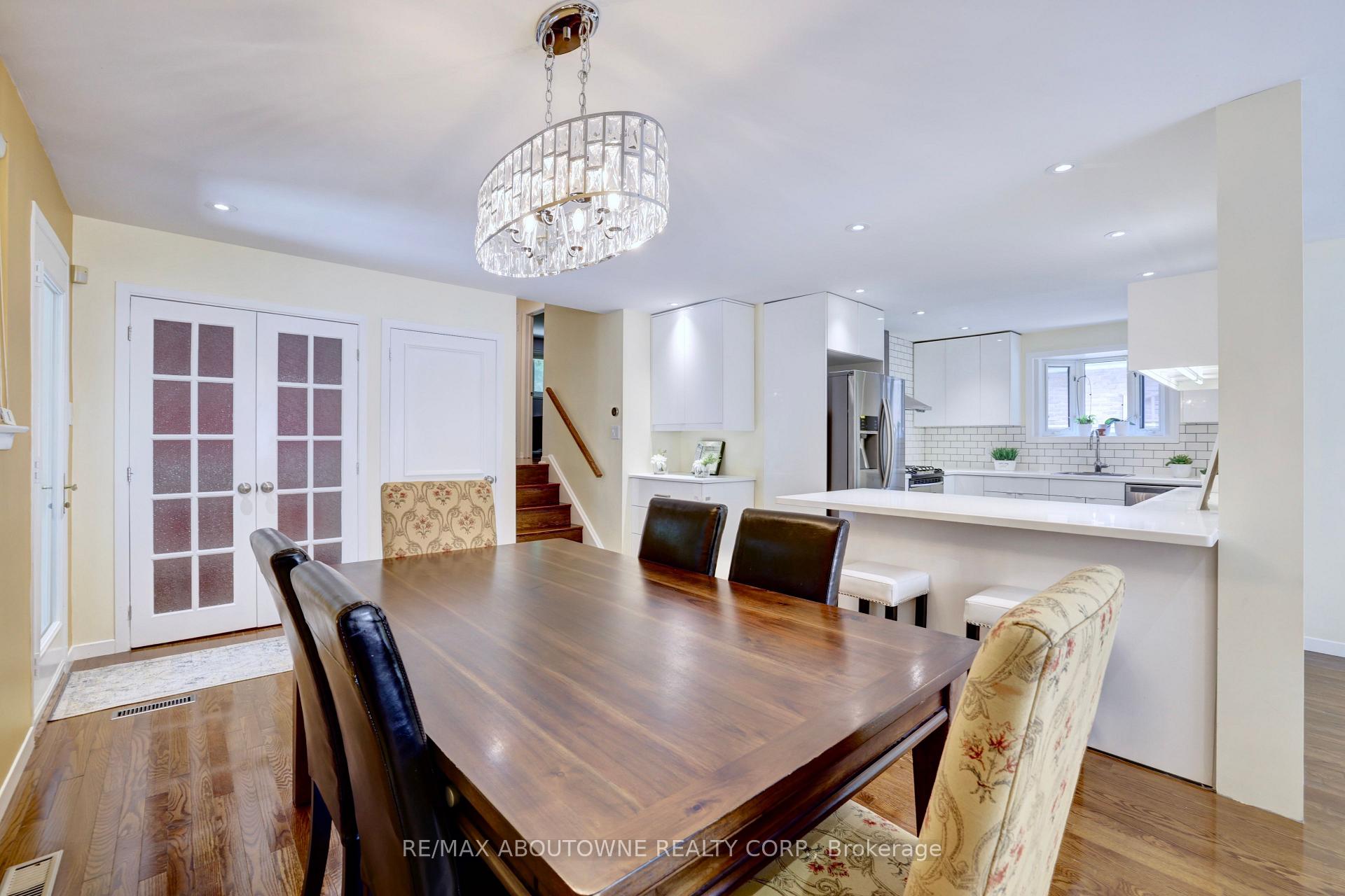 Photo 10 of 497 Anthony Drive, Oakville, Old Oakville — HOMEH