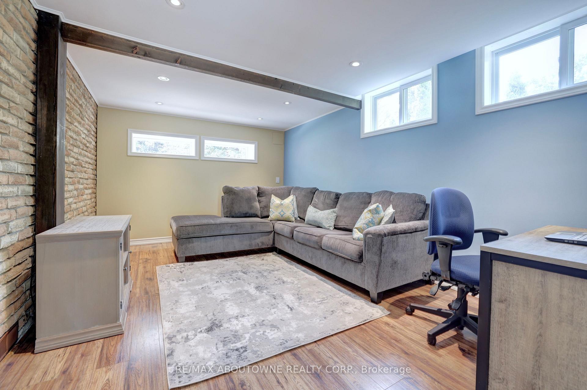 Photo 16 of 497 Anthony Drive, Oakville, Old Oakville — HOMEH