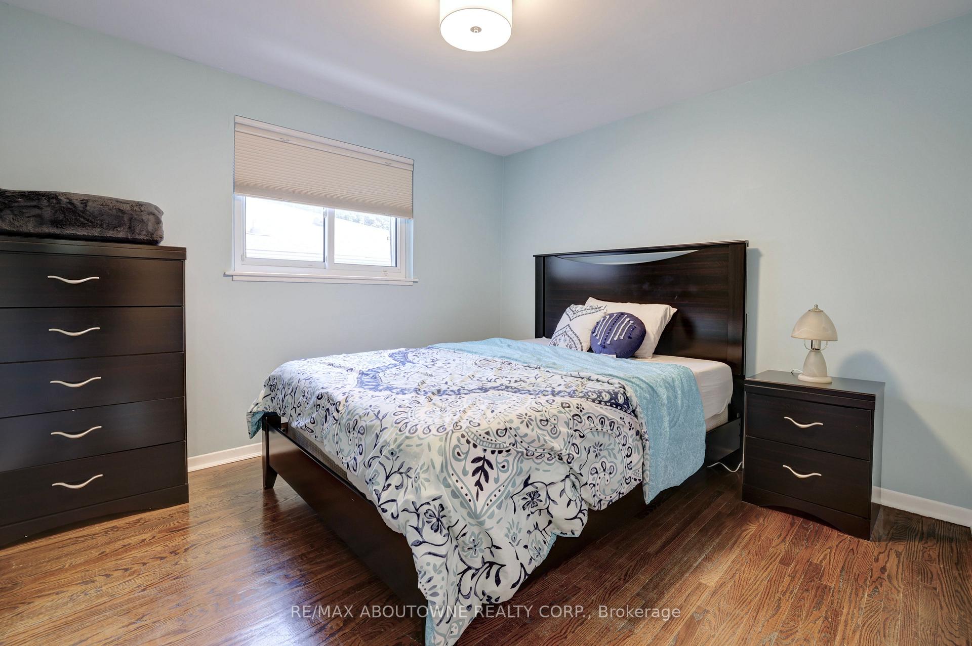 Photo 19 of 497 Anthony Drive, Oakville, Old Oakville — HOMEH