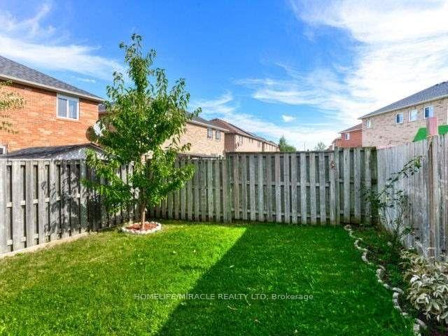 Photo 15 of 3 Ashmere Road, Brampton, Fletcher's Meadow — HOMEH