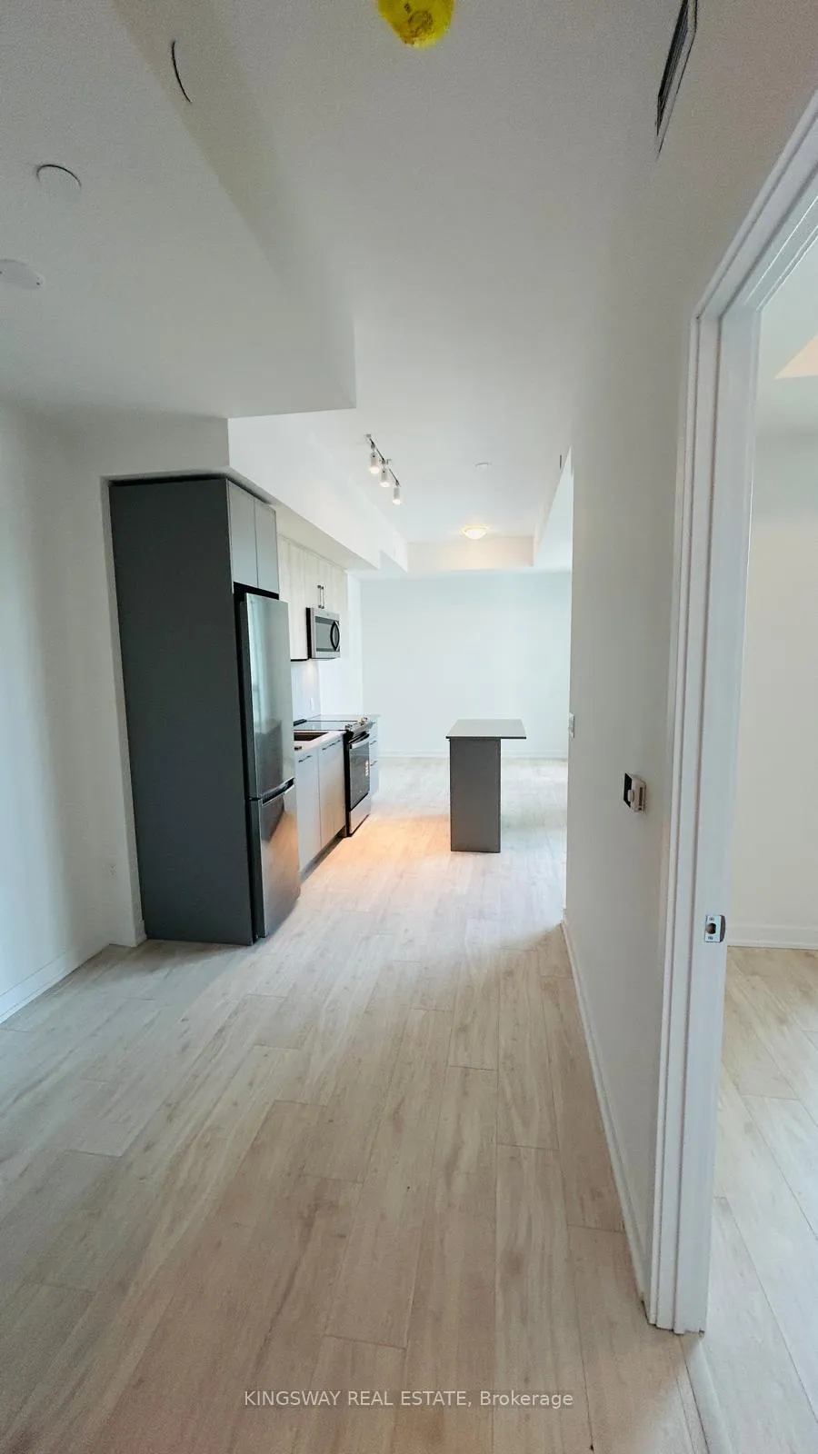 Photo 7 of Unit 201, 500 Plains Road E, Burlington, LaSalle — HOMEH