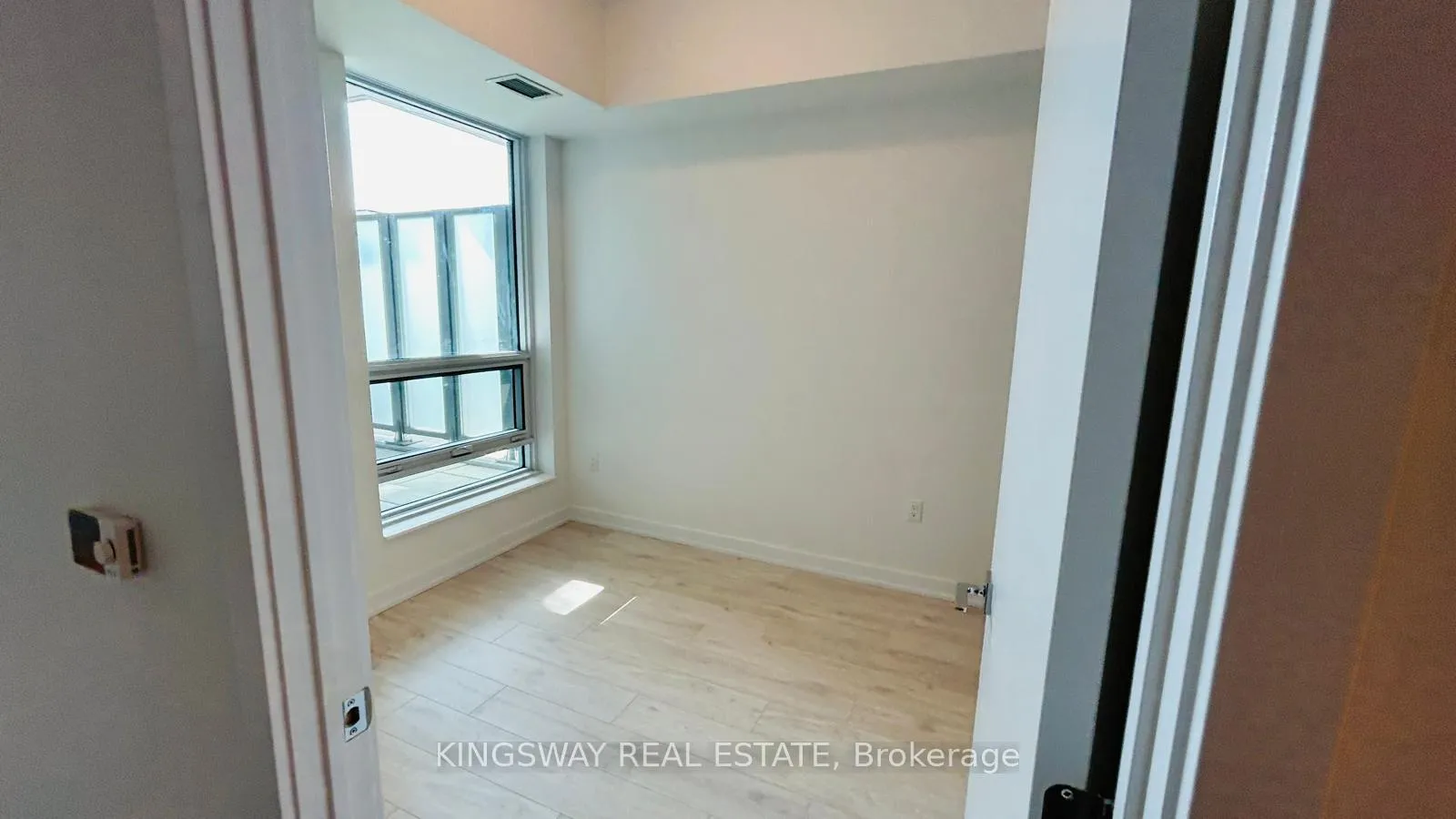 Photo 15 of Unit 201, 500 Plains Road E, Burlington, LaSalle — HOMEH