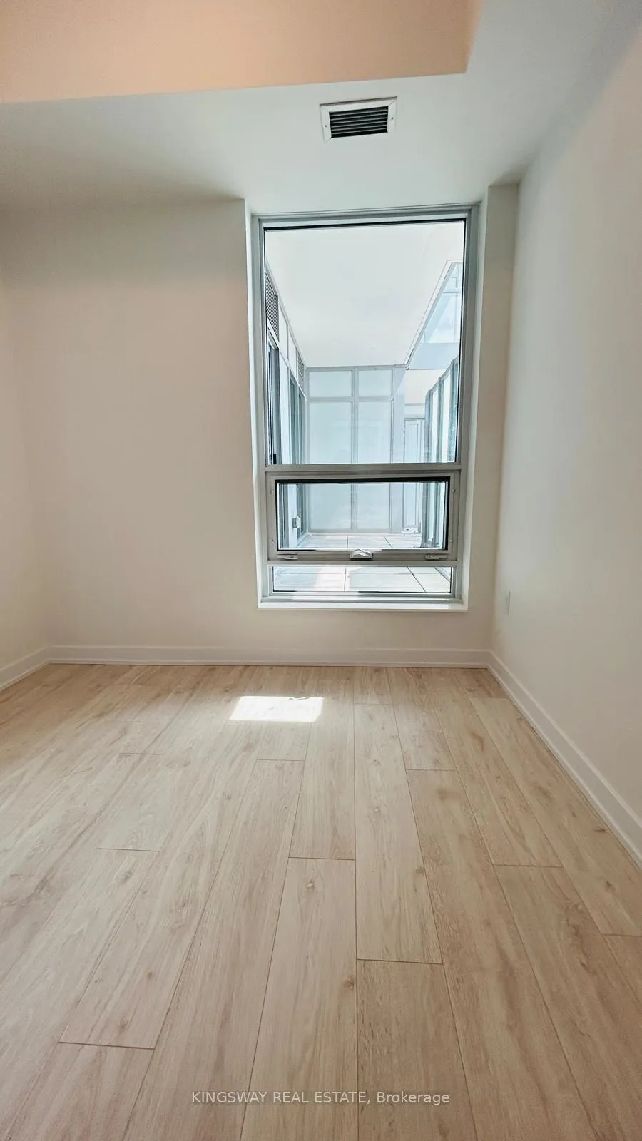 Photo 16 of Unit 201, 500 Plains Road E, Burlington, LaSalle — HOMEH