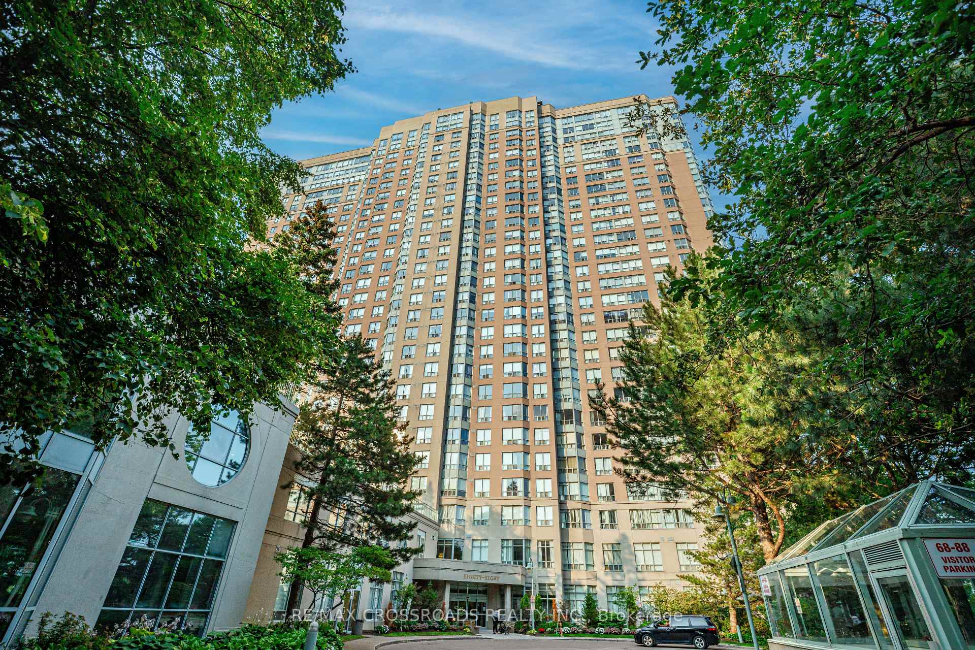Front of Unit 1714, 88 Corporate Drive