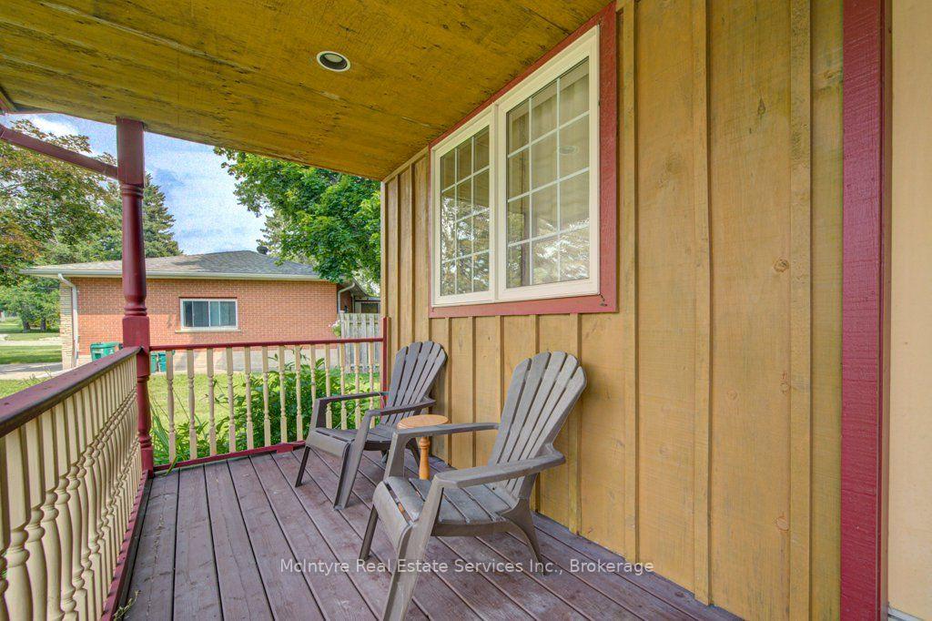 Photo 2 of 1249 Notre Dame Dr, Wilmot — HOMEH