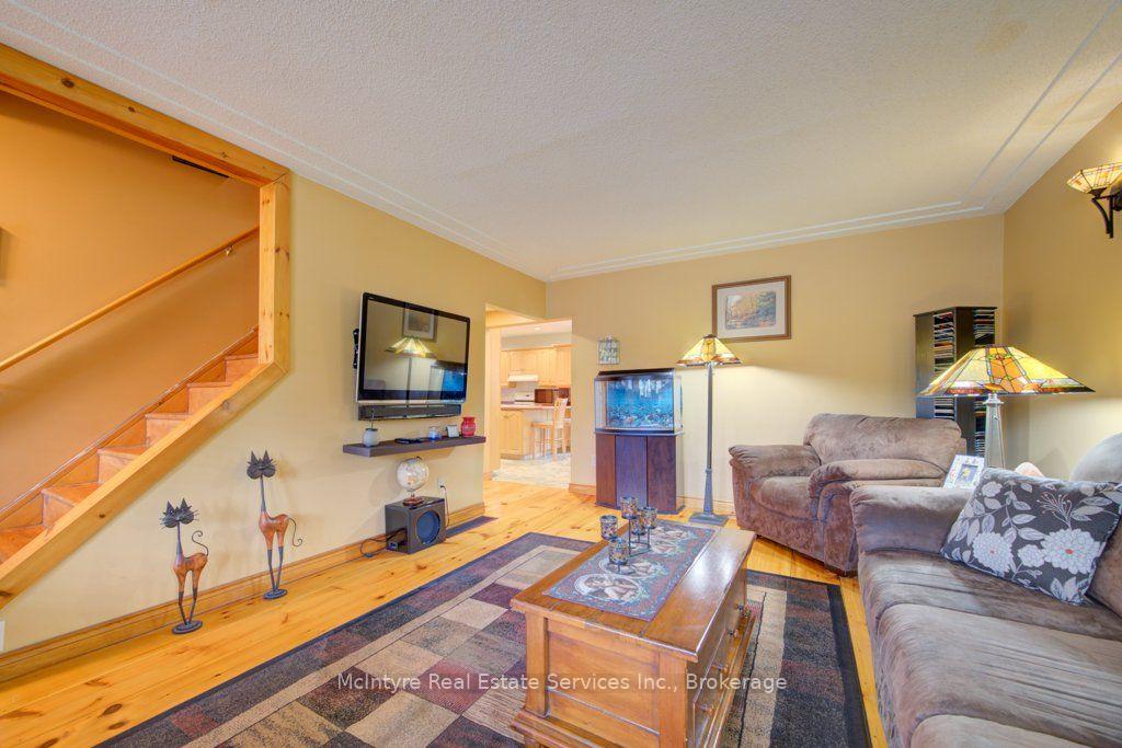 Photo 7 of 1249 Notre Dame Dr, Wilmot — HOMEH