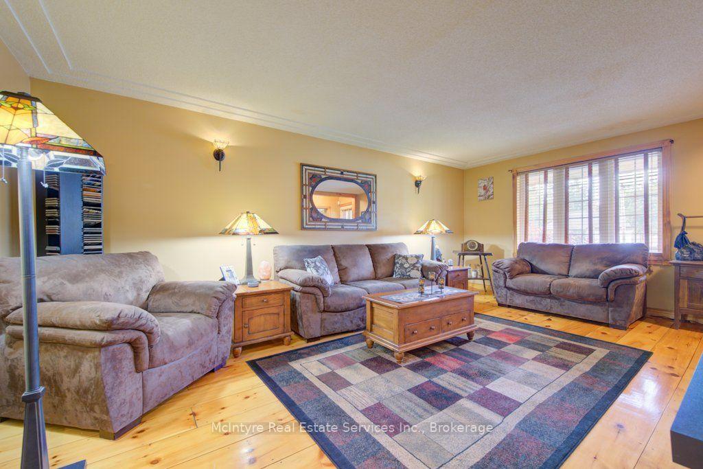 Photo 8 of 1249 Notre Dame Dr, Wilmot — HOMEH