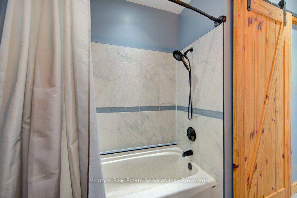 Photo 10 of 1249 Notre Dame Dr, Wilmot — HOMEH