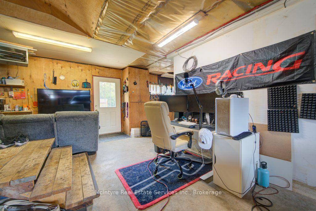 Photo 20 of 1249 Notre Dame Dr, Wilmot — HOMEH