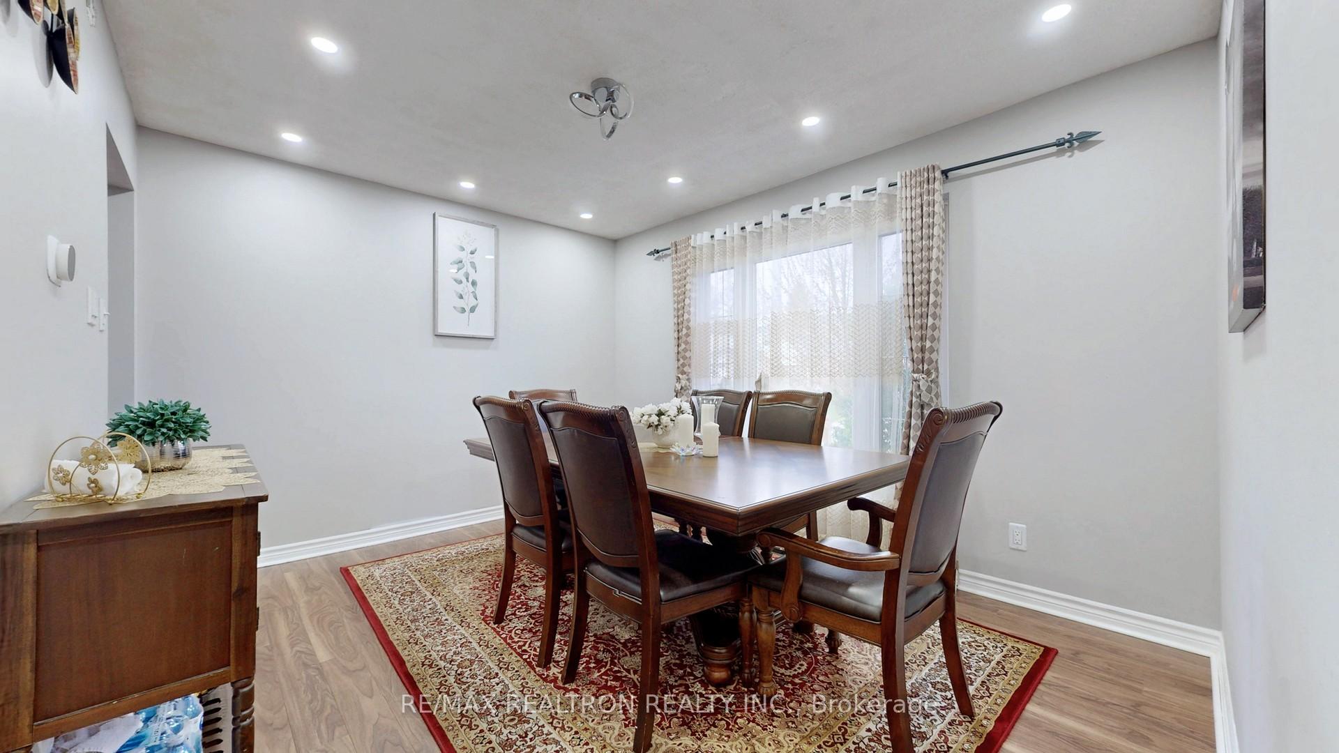Photo 9 of 159 Patterson Street, Newmarket, Huron Heights-Leslie Valley — HOMEH