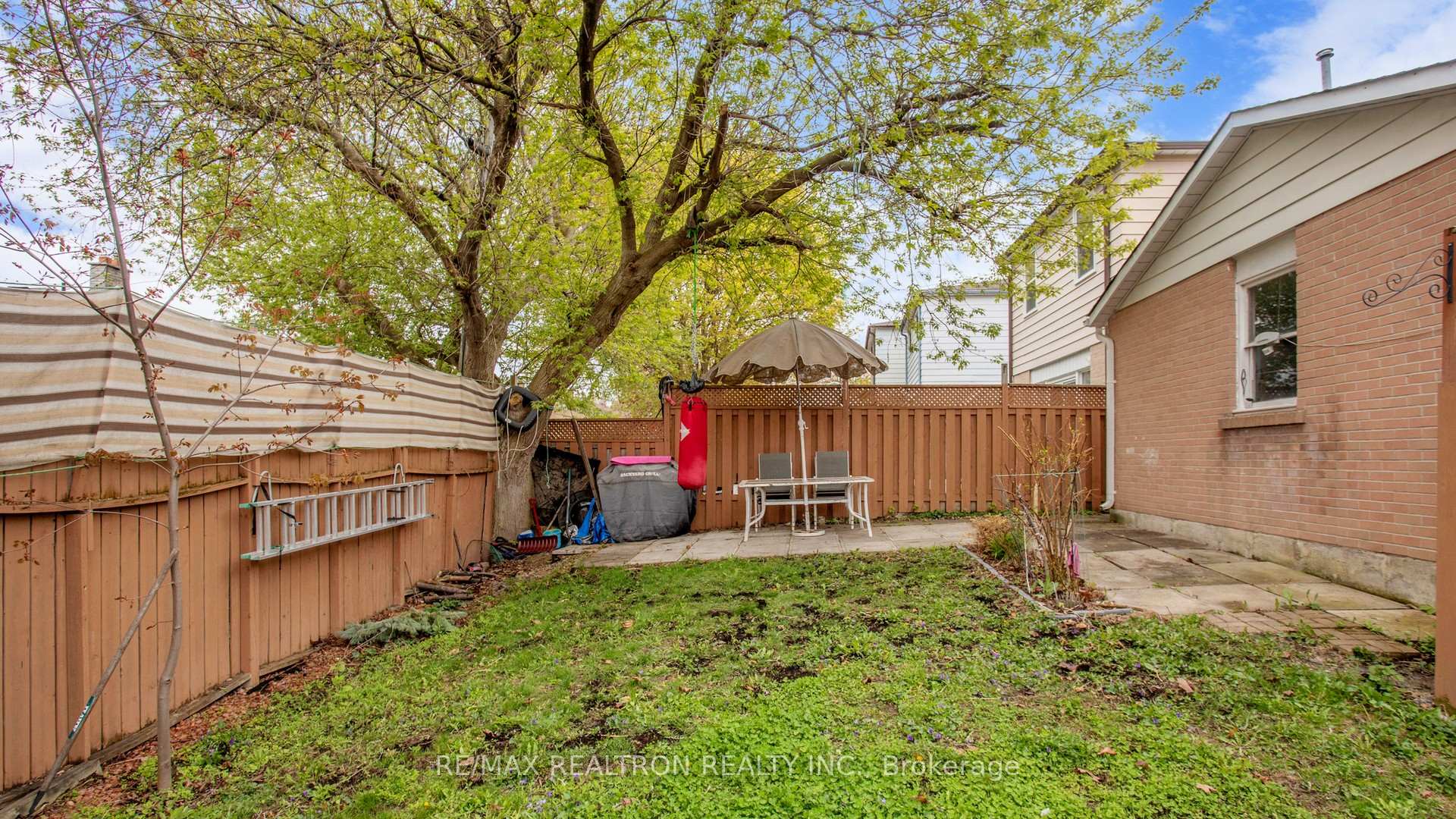 Photo 43 of 159 Patterson Street, Newmarket, Huron Heights-Leslie Valley — HOMEH