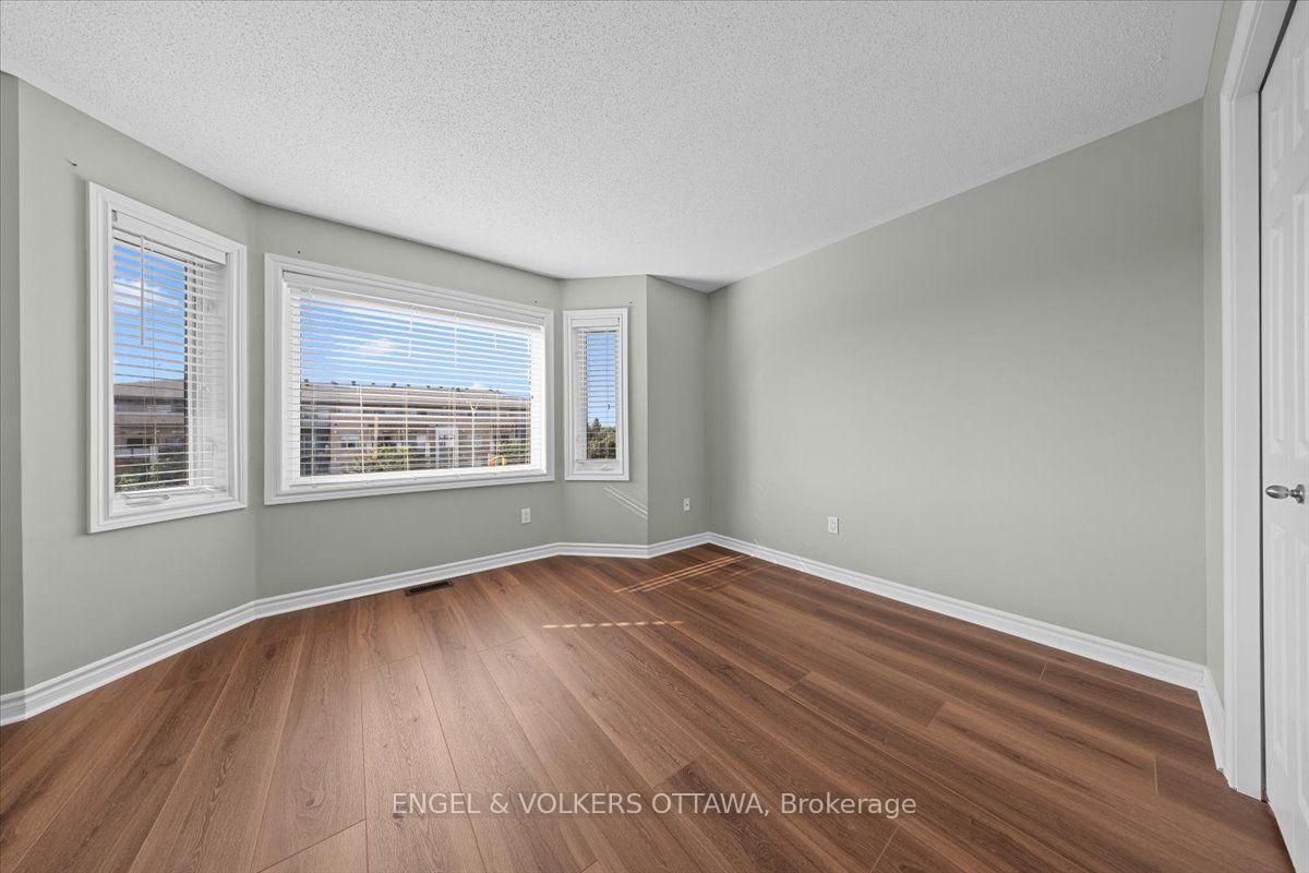 Photo 27 of Unit 9, 2820 Baseline Road, Ottawa, Leslie Park — HOMEH
