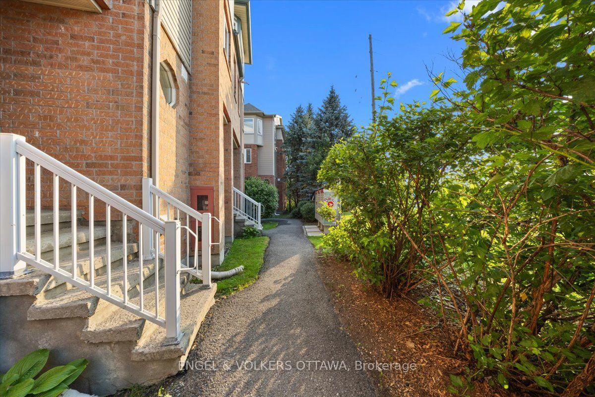 Photo 35 of Unit 9, 2820 Baseline Road, Ottawa, Leslie Park — HOMEH