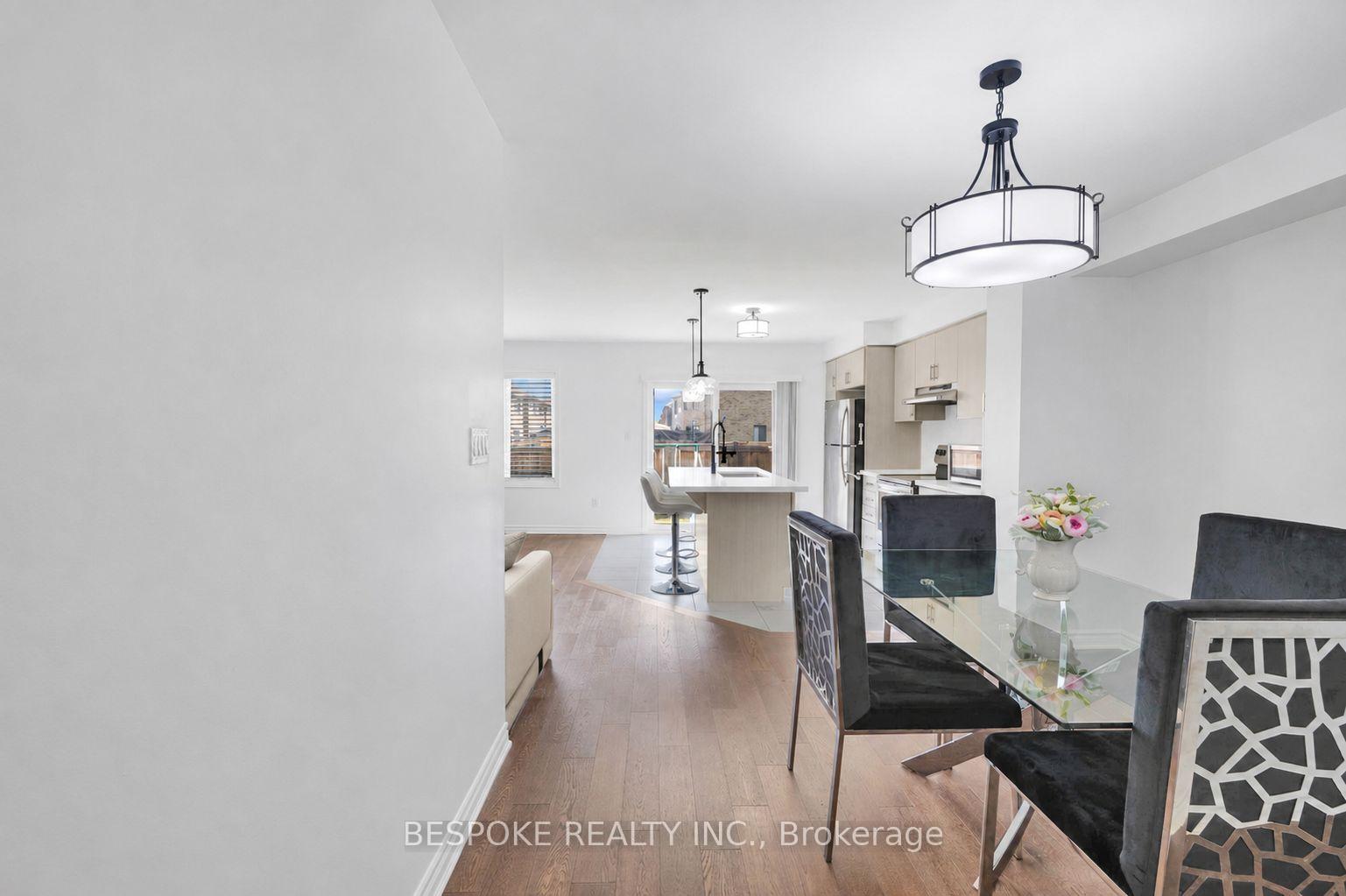 Photo 5 of 136 Coho Drive, Whitby, Lynde Creek — HOMEH