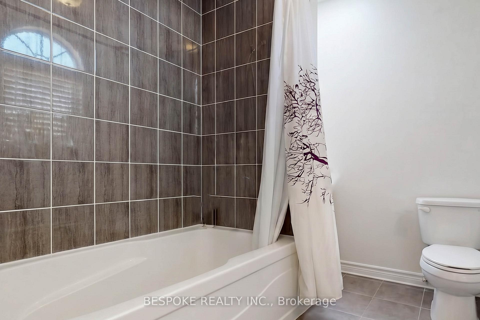 Photo 23 of 136 Coho Drive, Whitby, Lynde Creek — HOMEH