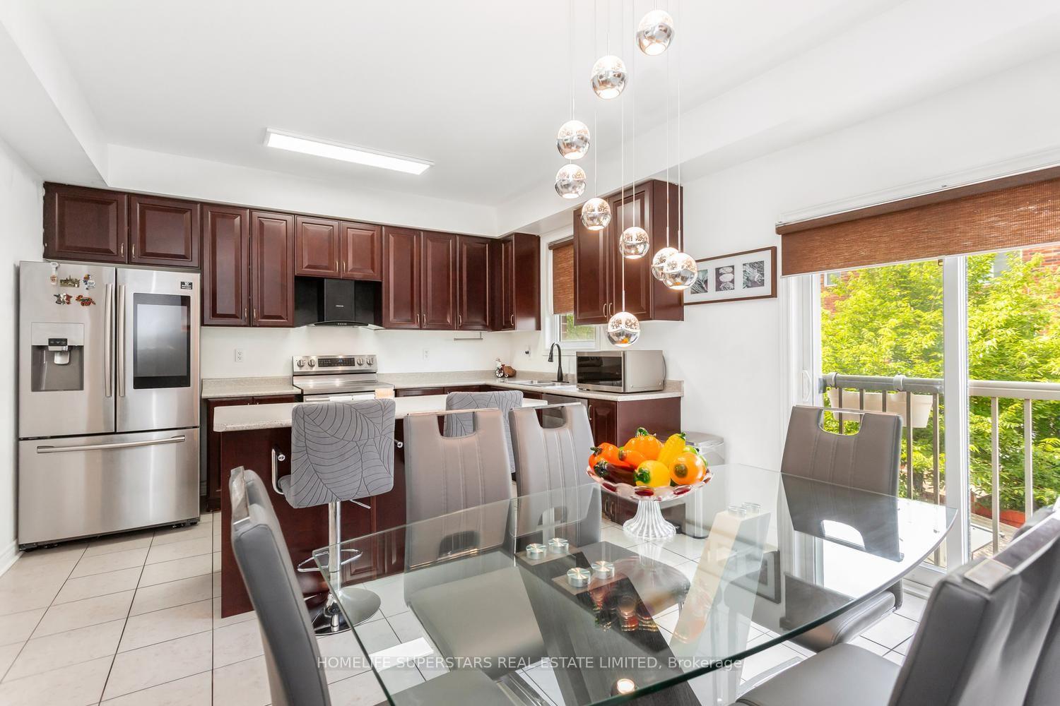Photo 19 of 18 Mary Chapman Boulevard, North York, Humberlea-Pelmo Park — HOMEH