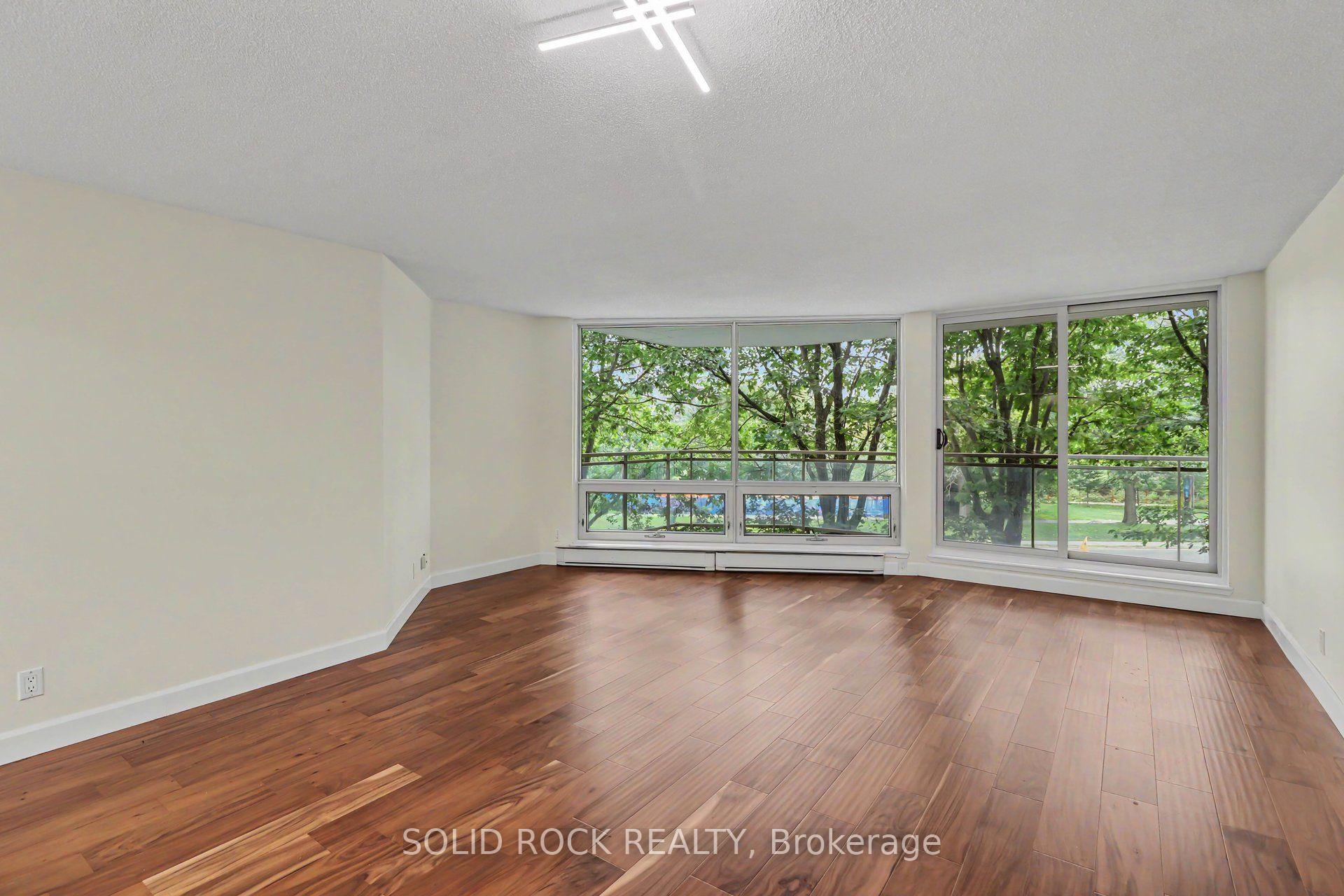 Photo 6 of Unit 303, 30 Charlevoix Street, Ottawa, Vanier — HOMEH
